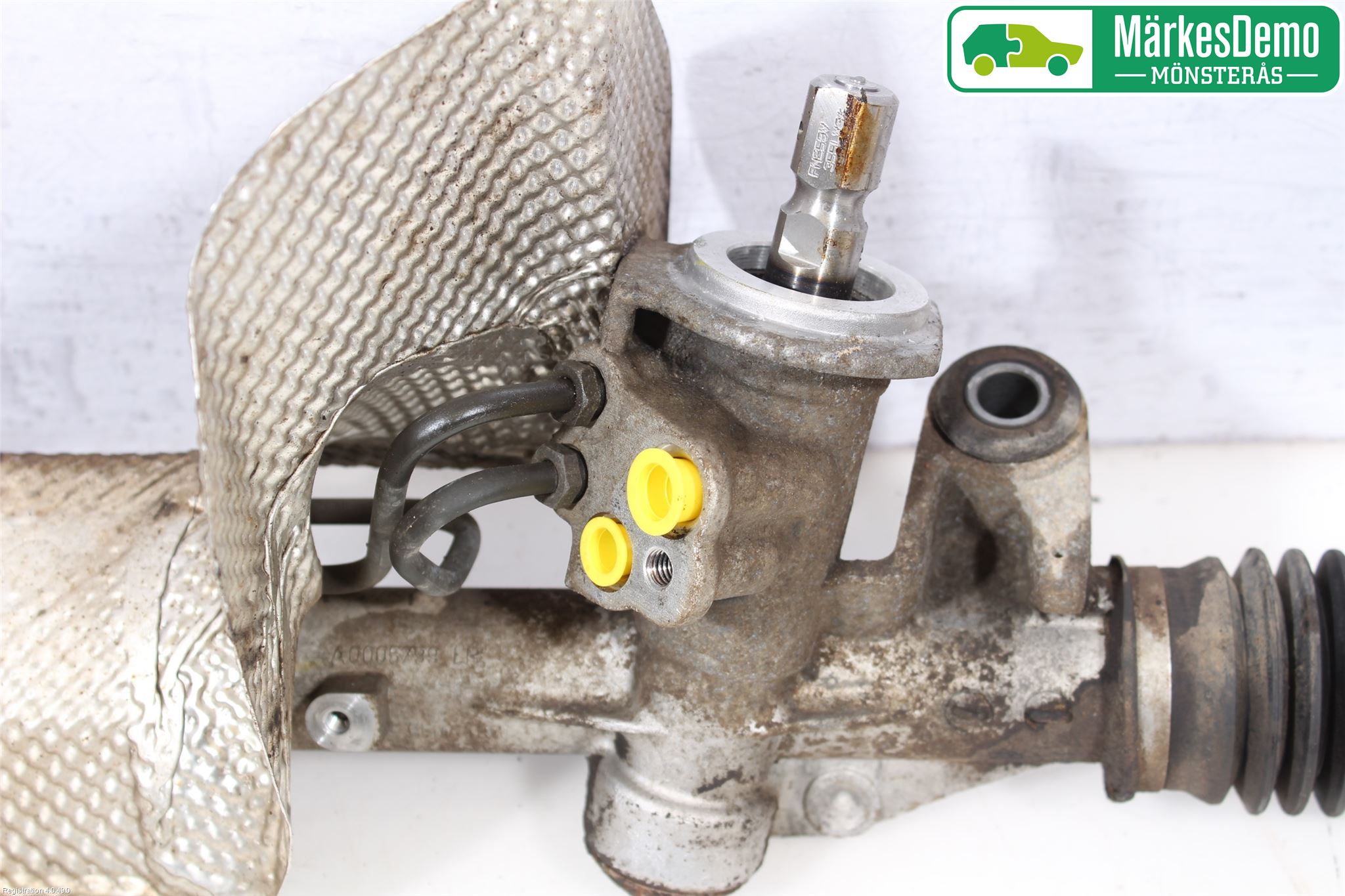 Ford TRANSIT CONNECT 03-08 Servo Snekke - Tannstang