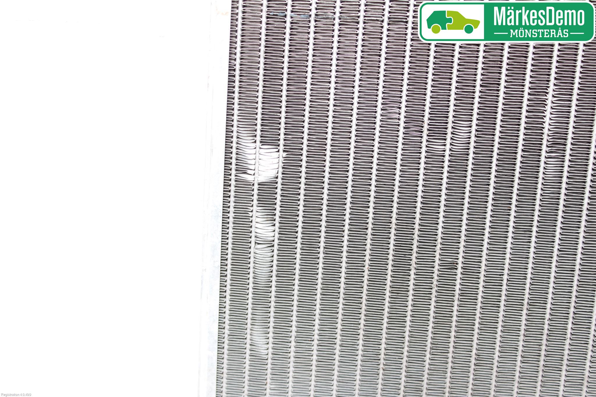 Peugeot 308 08-13 Radiator Manuell