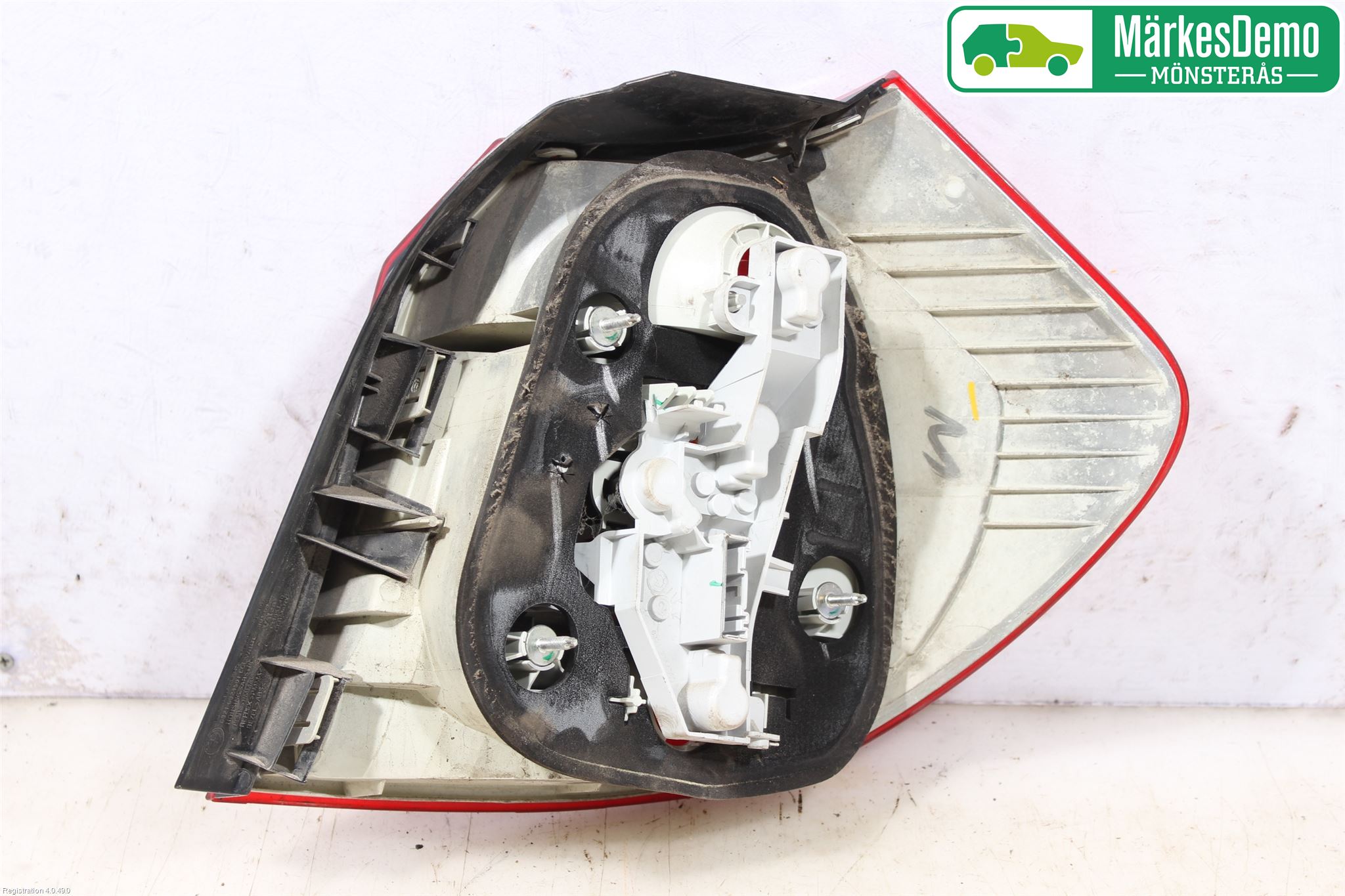 BMW 1 E87/81 5D/3D 03-11 Baklykt Venstre