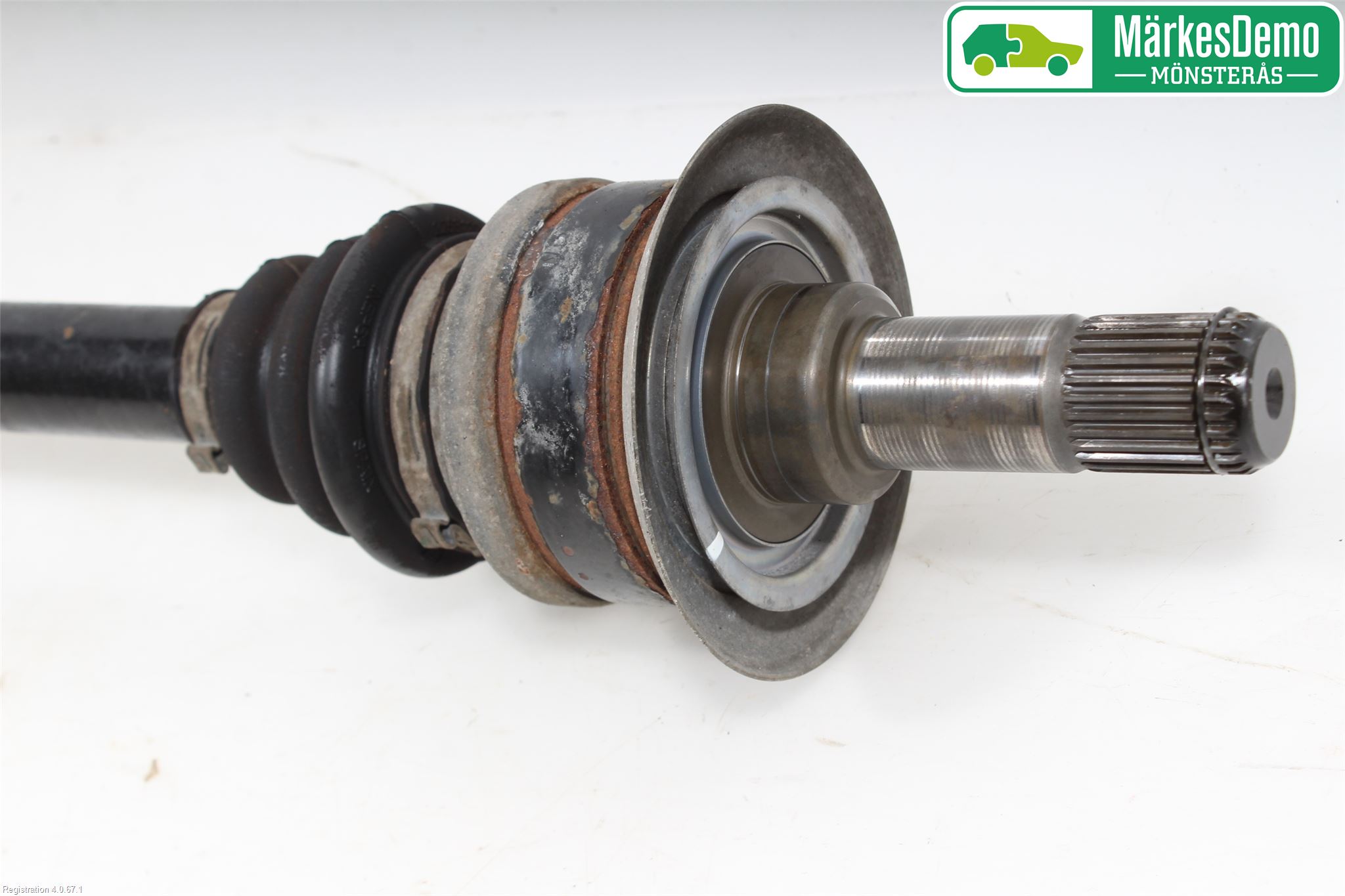 BMW 5 F10/F11/F18 09-17 Drivaksel Bak Kompl Høyre