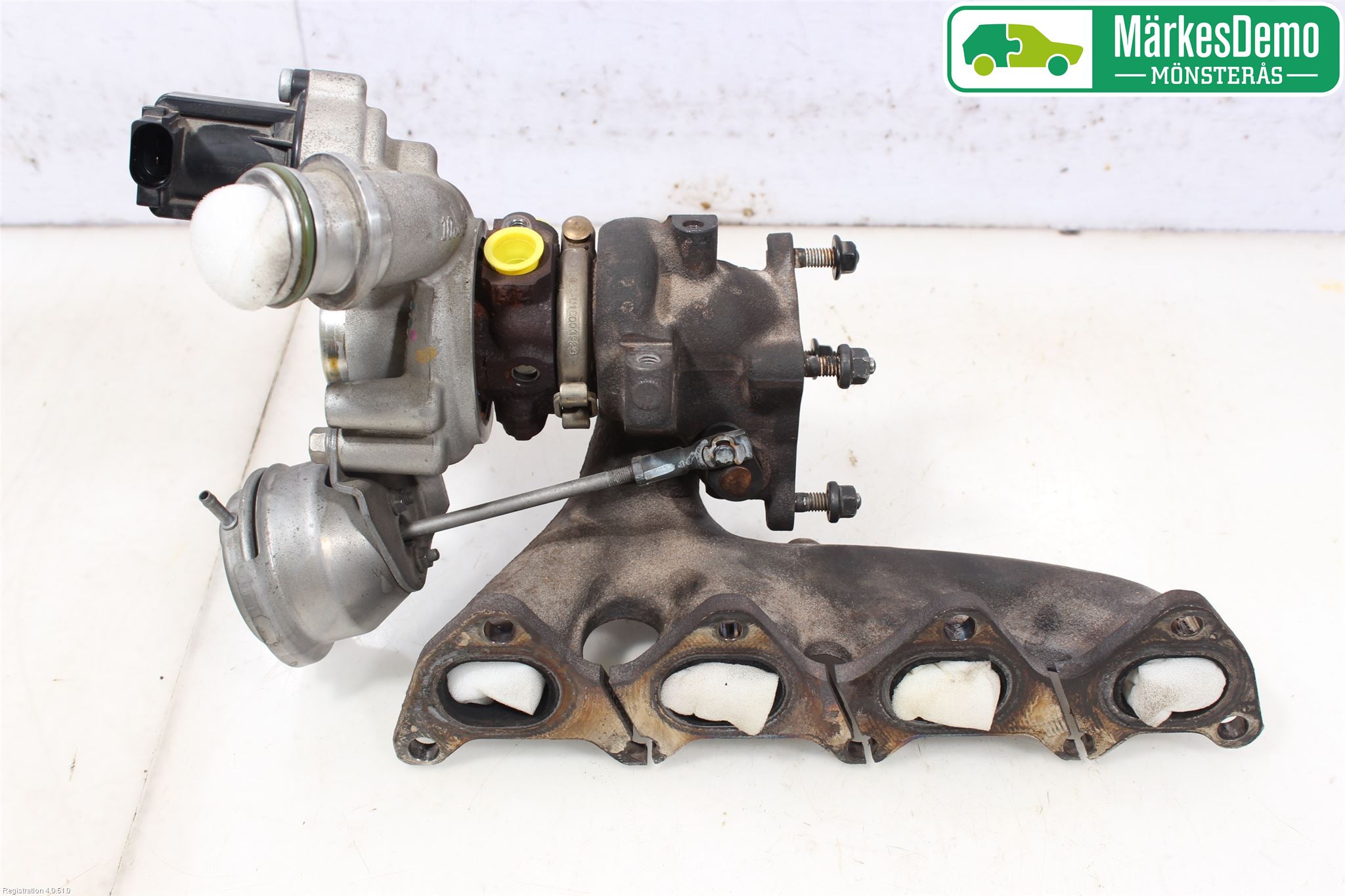 Volkswagen VW GOLF VI 09-13 Turboaggregat