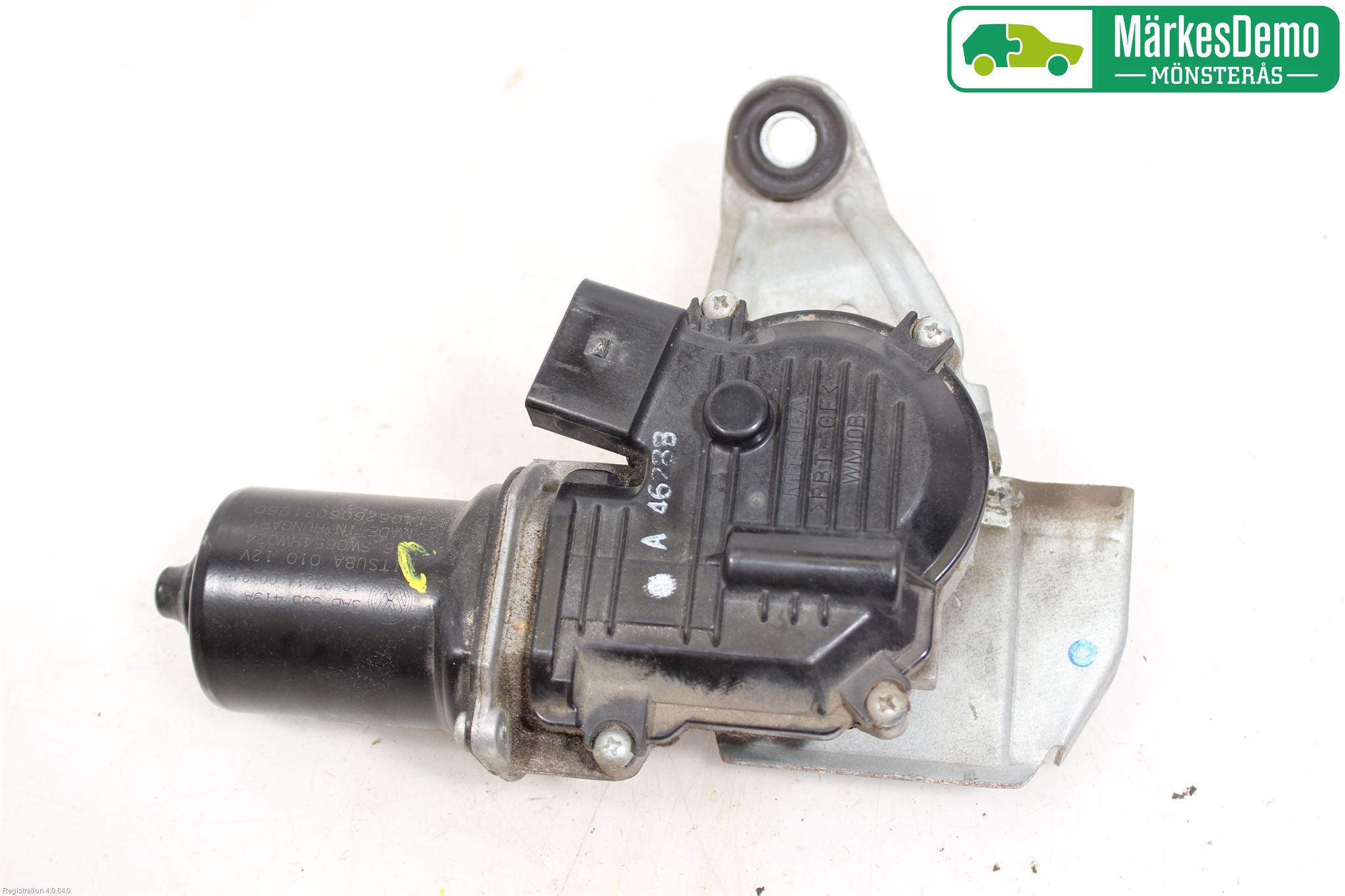 Volkswagen VW PASSAT 11-14 Viskermotor Frontrute