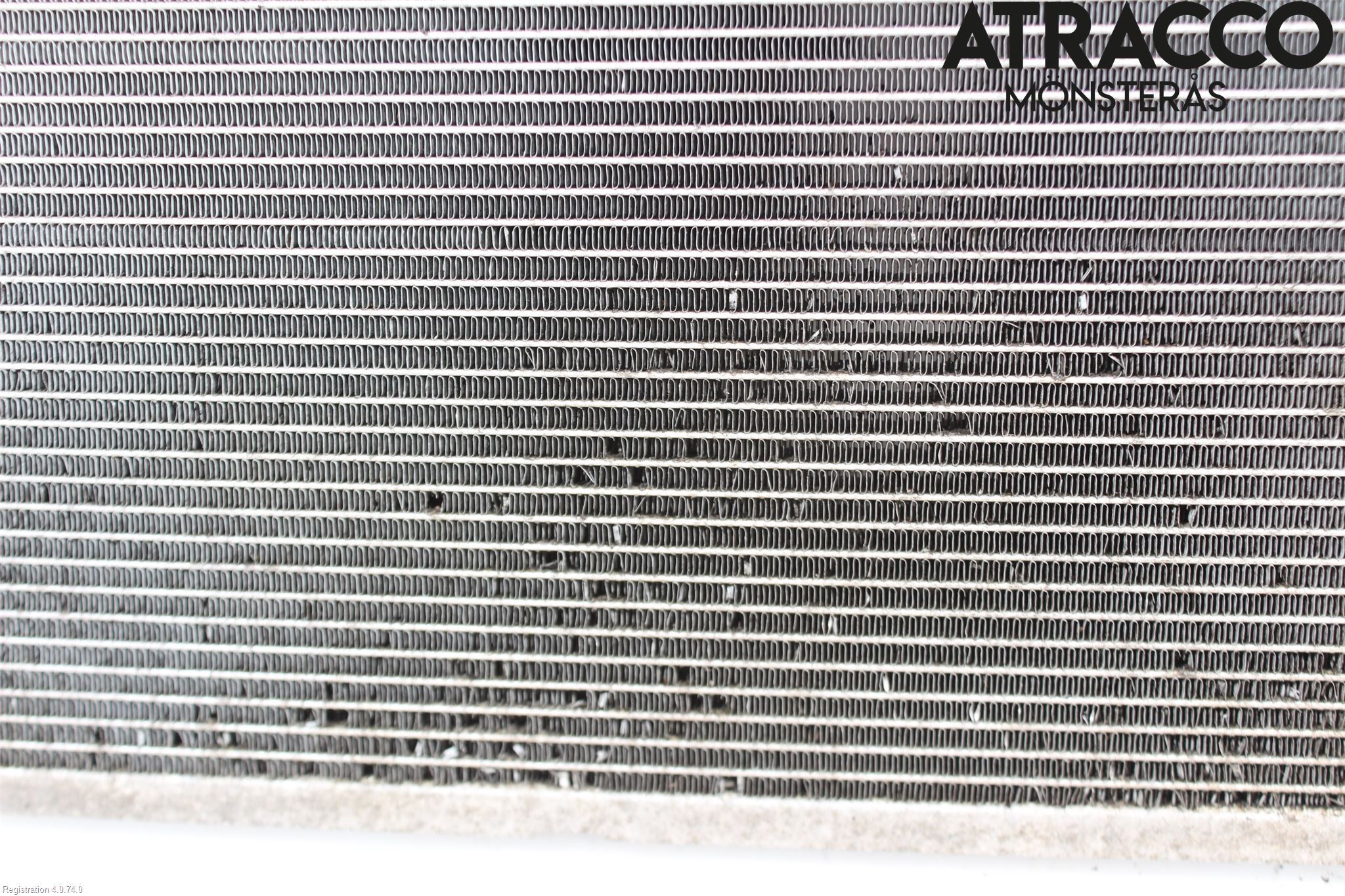 Toyota AURIS 07-09 Radiator Manuell