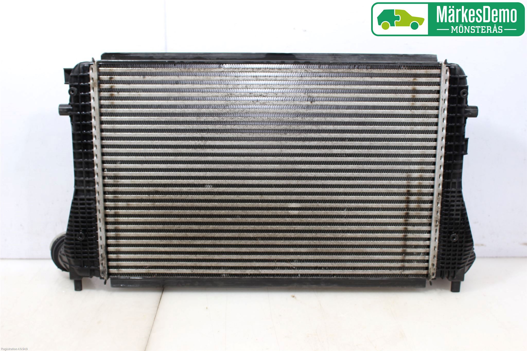Volkswagen VW GOLF V 04-09 Intercooler Radiator