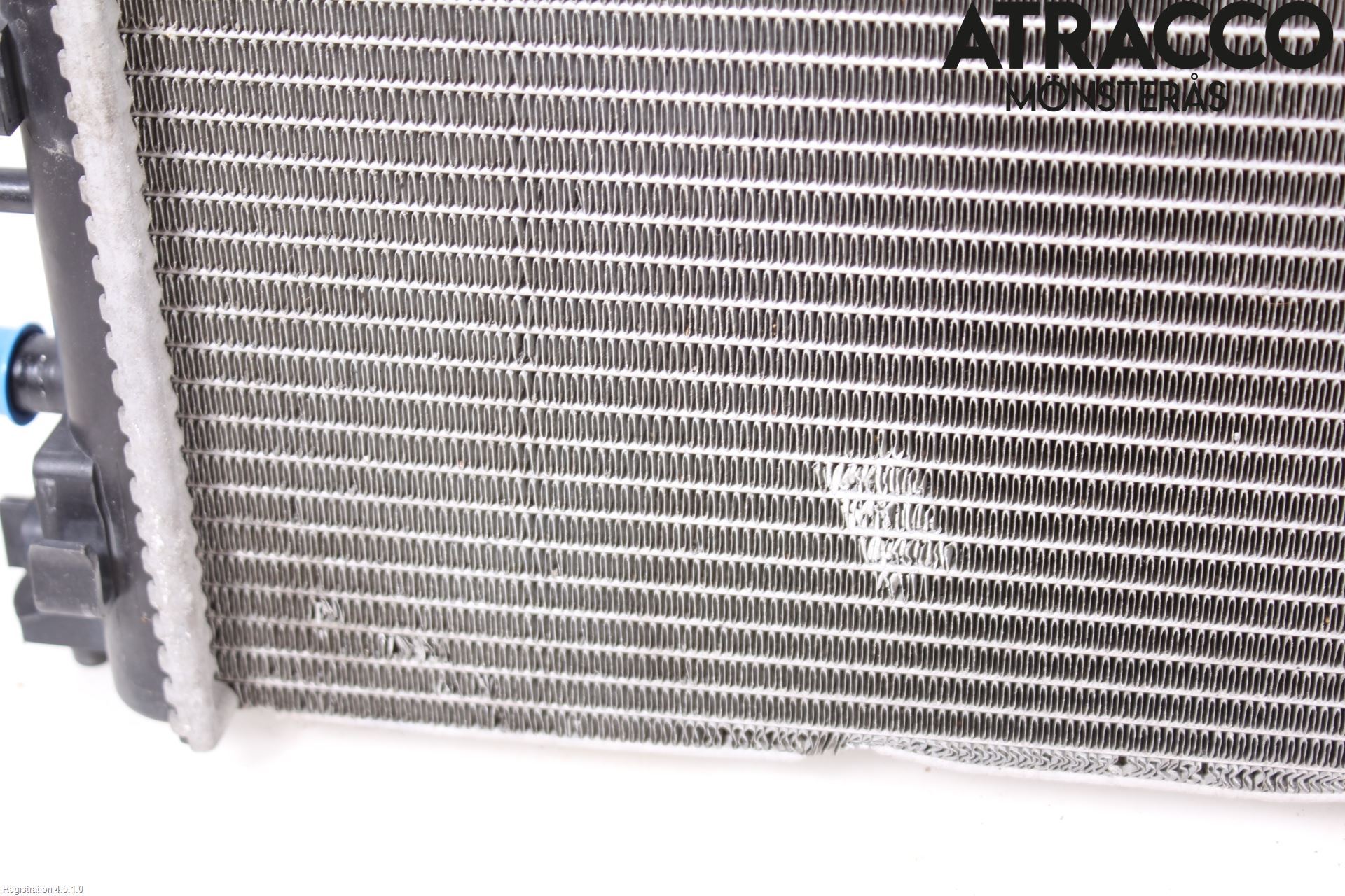 Saab 9-3 VER2/VER3 08-15 Radiator Automat