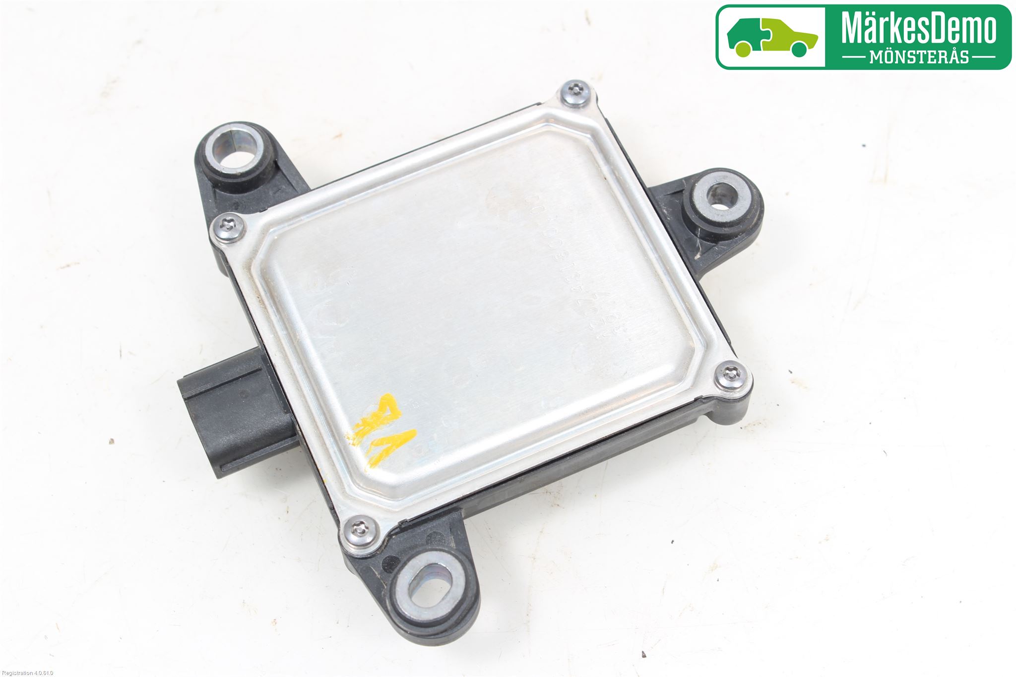 Mitsubishi OUTLANDER 13-21 Sensor Kollisjonsbeskyttelse
