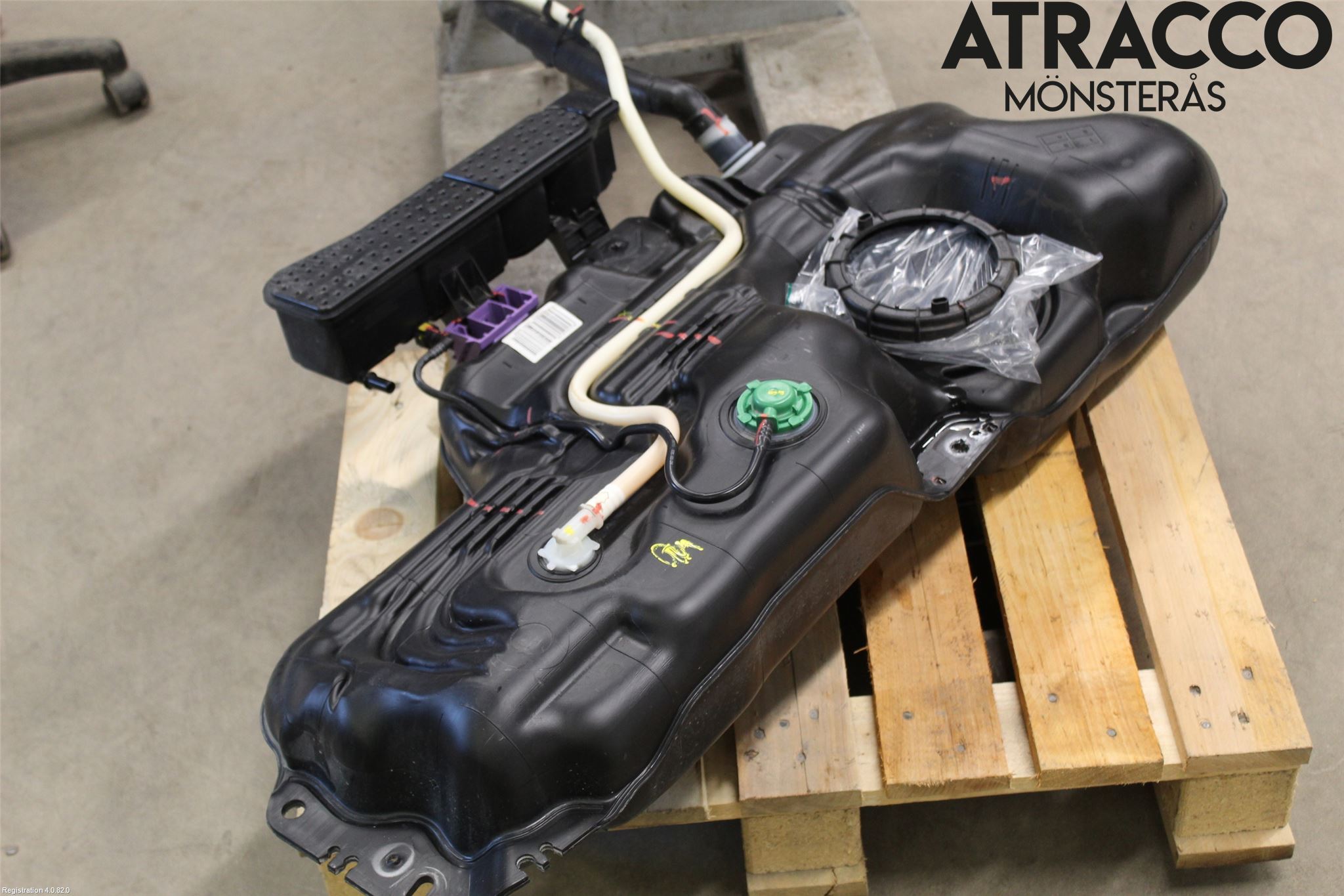 Peugeot 208/E-208 20- Drivstofftank