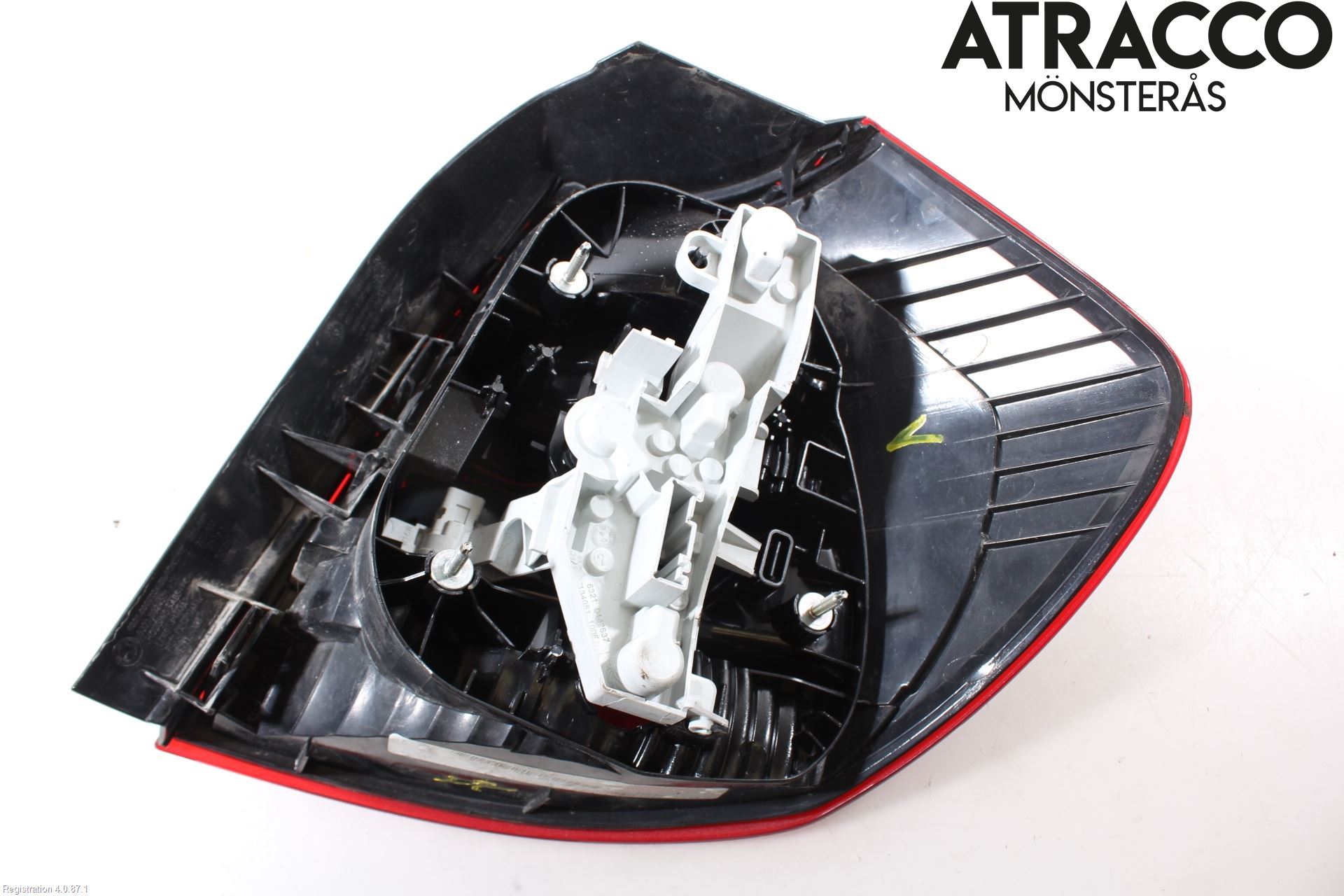 BMW 1 E87/81 5D/3D 03-11 Baklykt Venstre