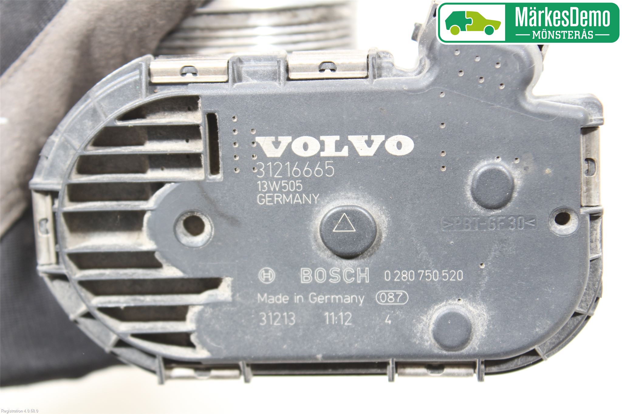 Volvo XC70 14-16 Inns Spjeldhus