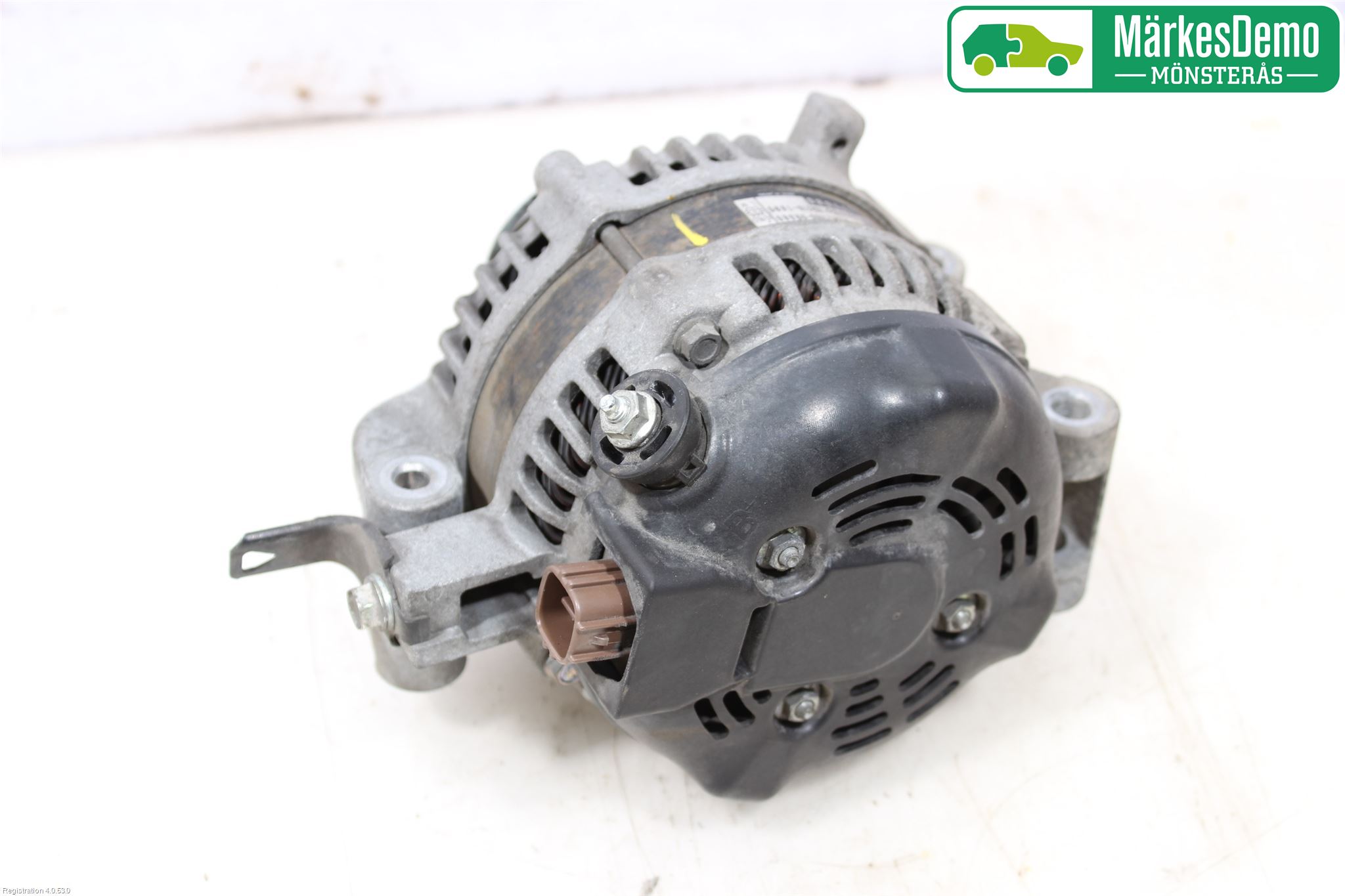 Toyota AVENSIS 09-15 Dynamo