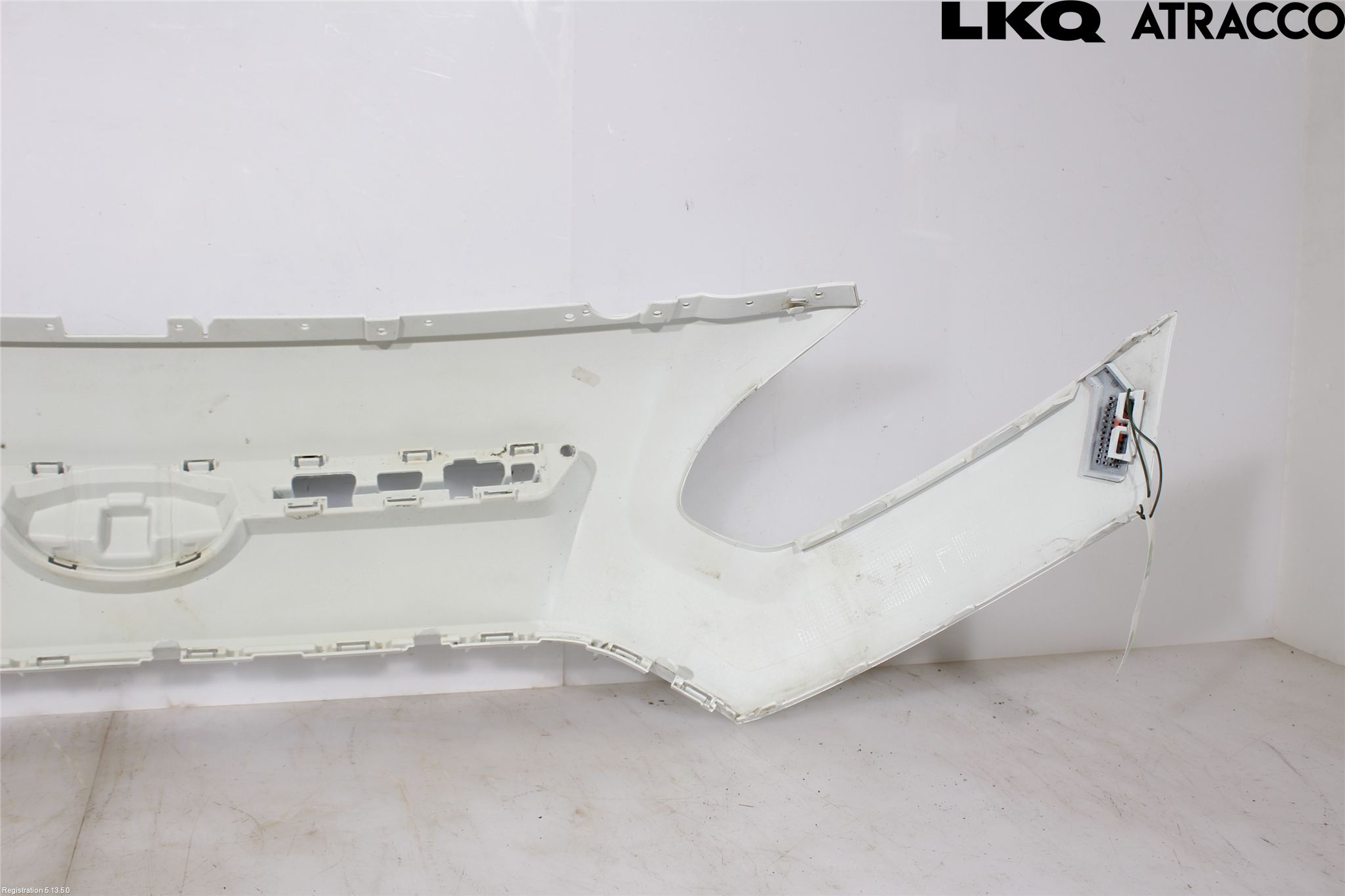Ford TRANSIT/TOURNEO CONNECT 13-22 Støtfanger Foran Plastdeksel