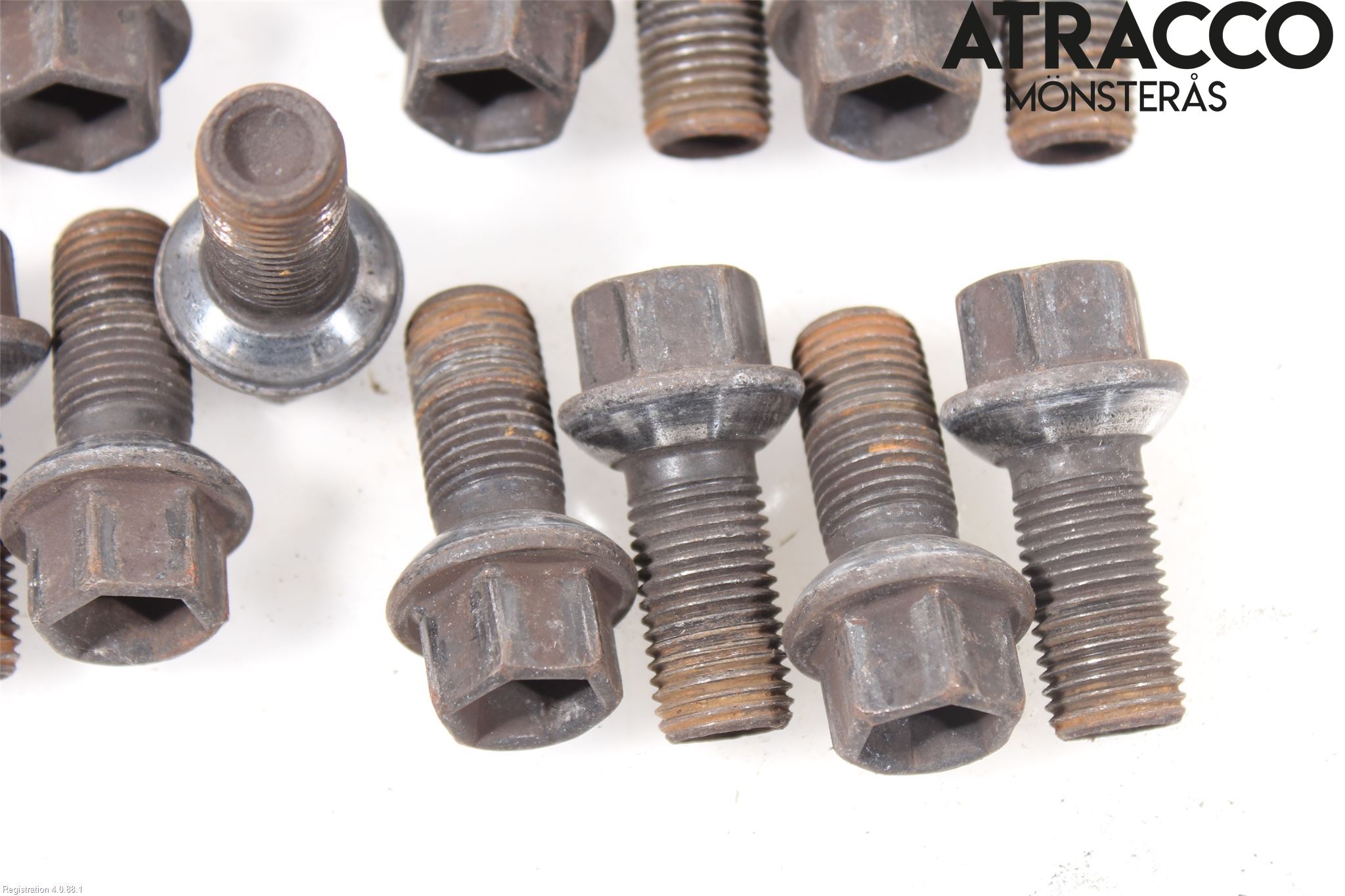 Mercedes-Benz MB A-KLASS (W176) 13-18 Hjulmutter - Bolt - Sett