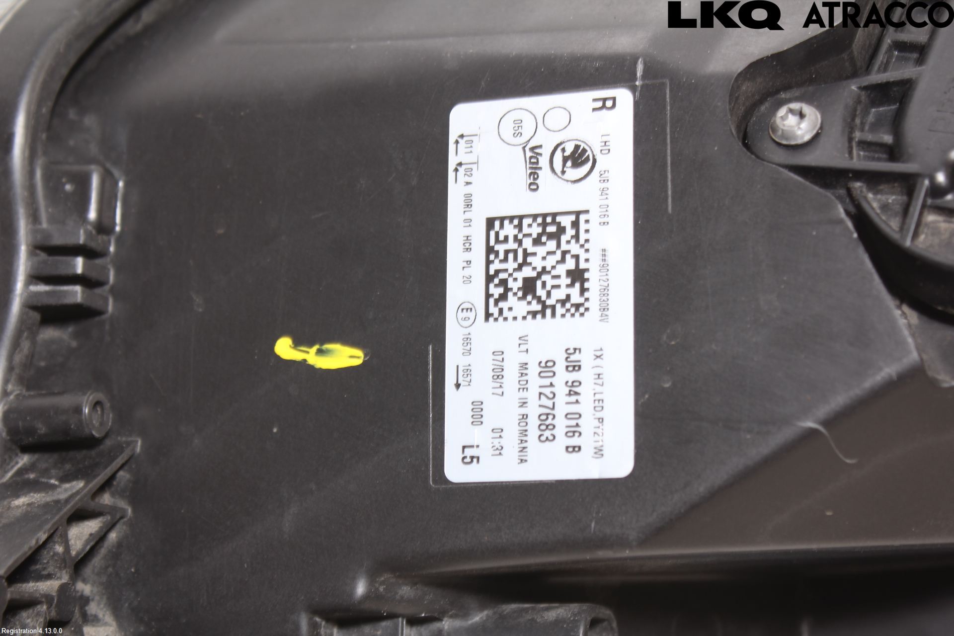 Skoda RAPID Frontlykt Høyre
