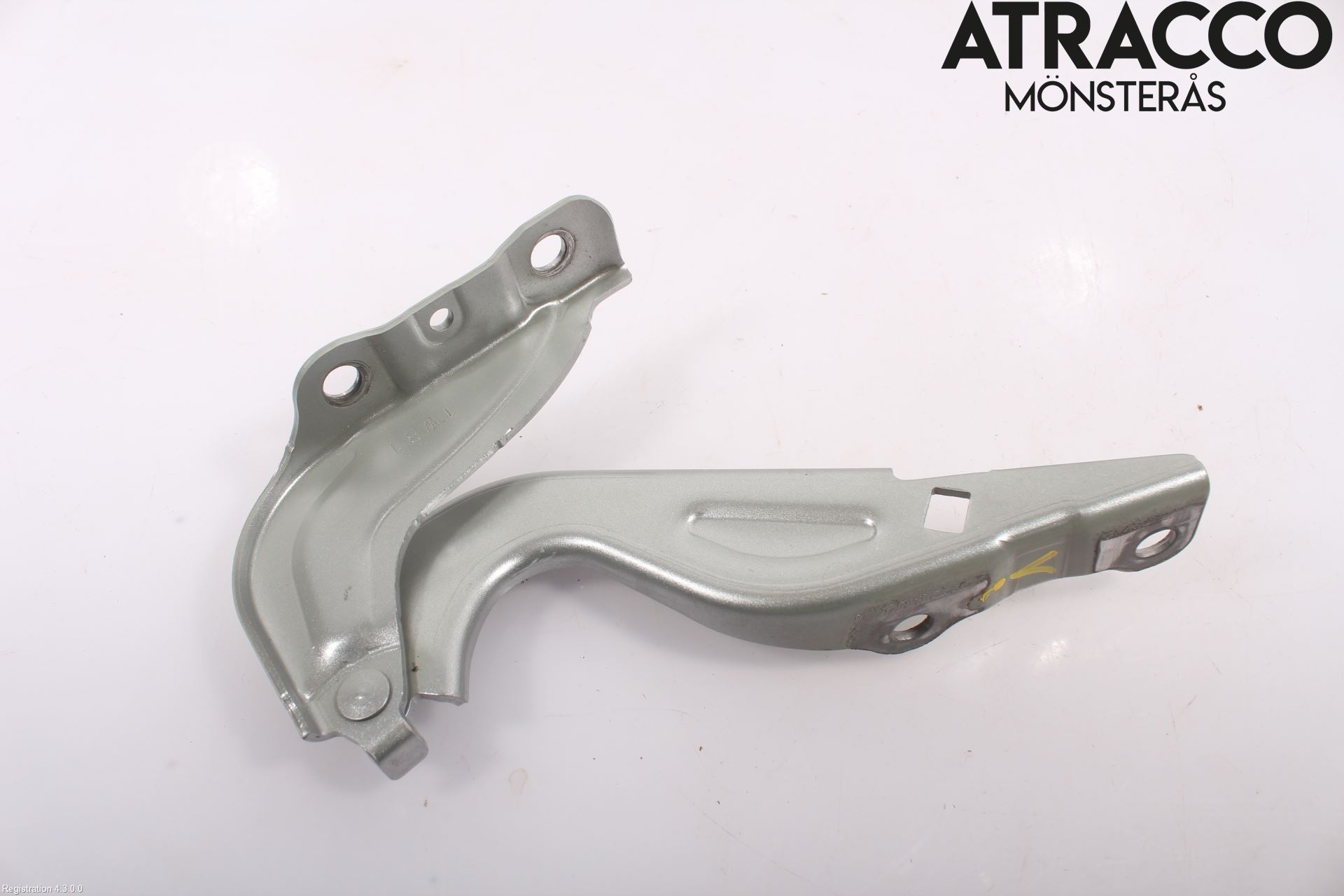Mitsubishi ECLIPS CROSS Panser Hengsel - Hengsler