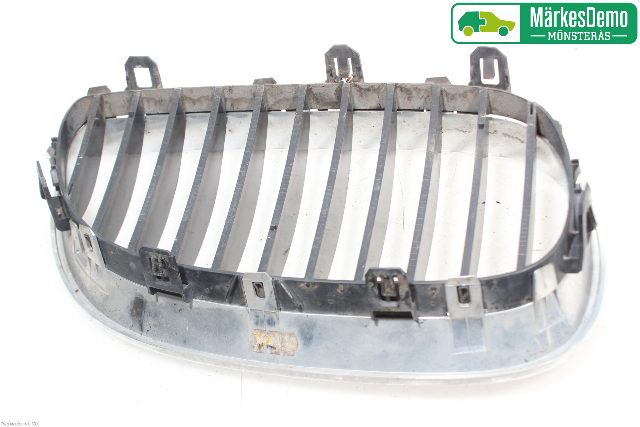 BMW 5 E60/61 Sed/Tou 02-10 Grilldel Venstre