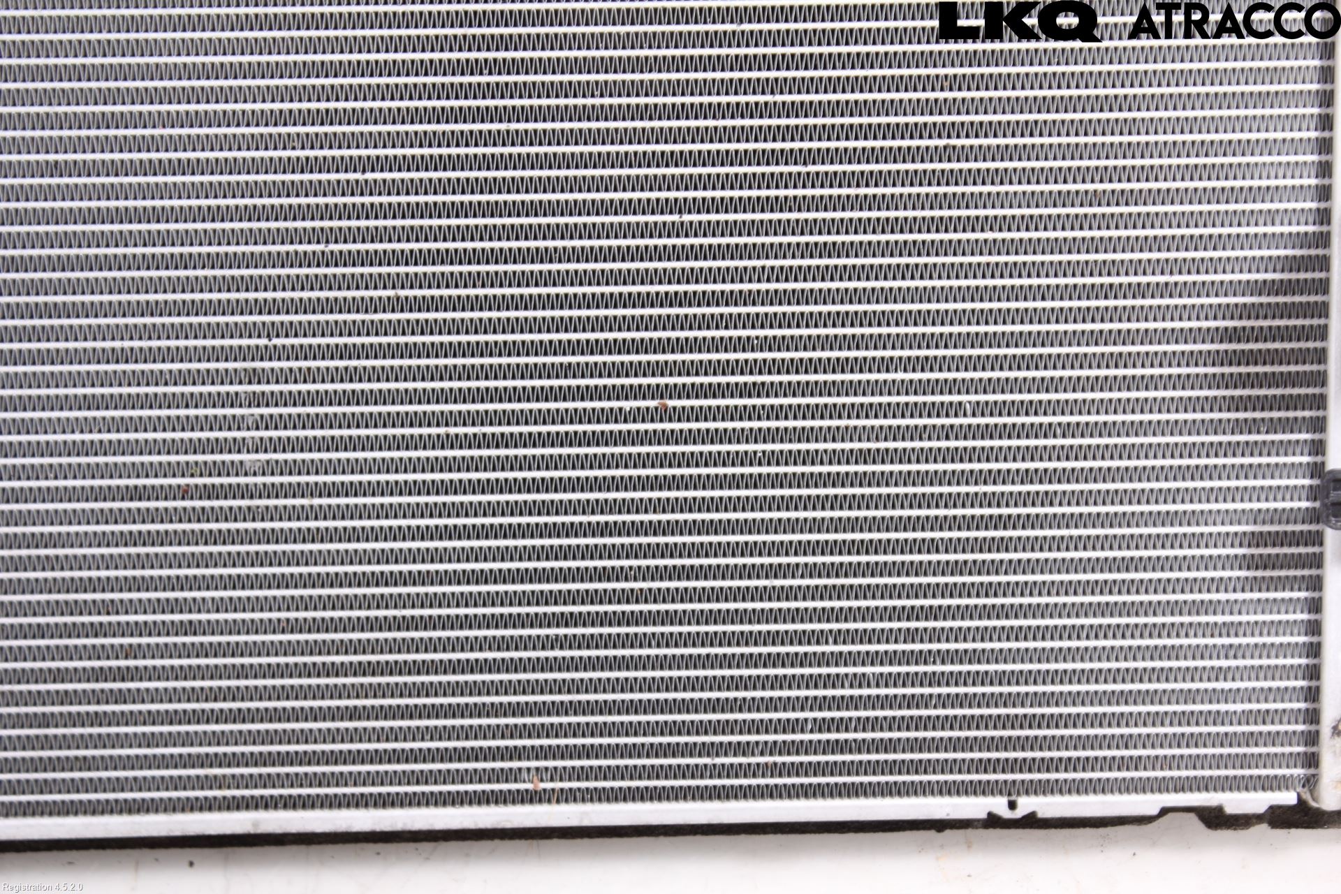 BMW 5 G30/G31/F90 17-23 Radiator Automat