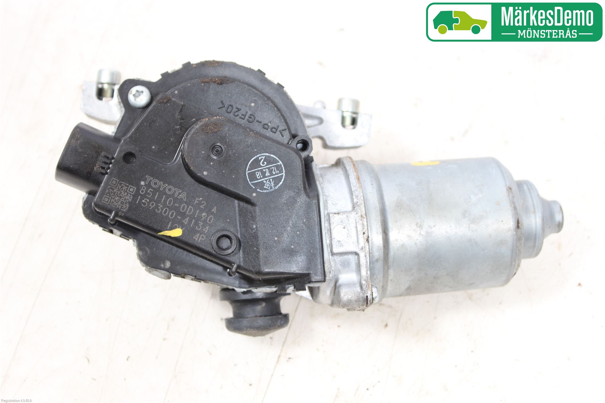 Toyota YARIS XP130 12-14 Viskermotor Frontrute
