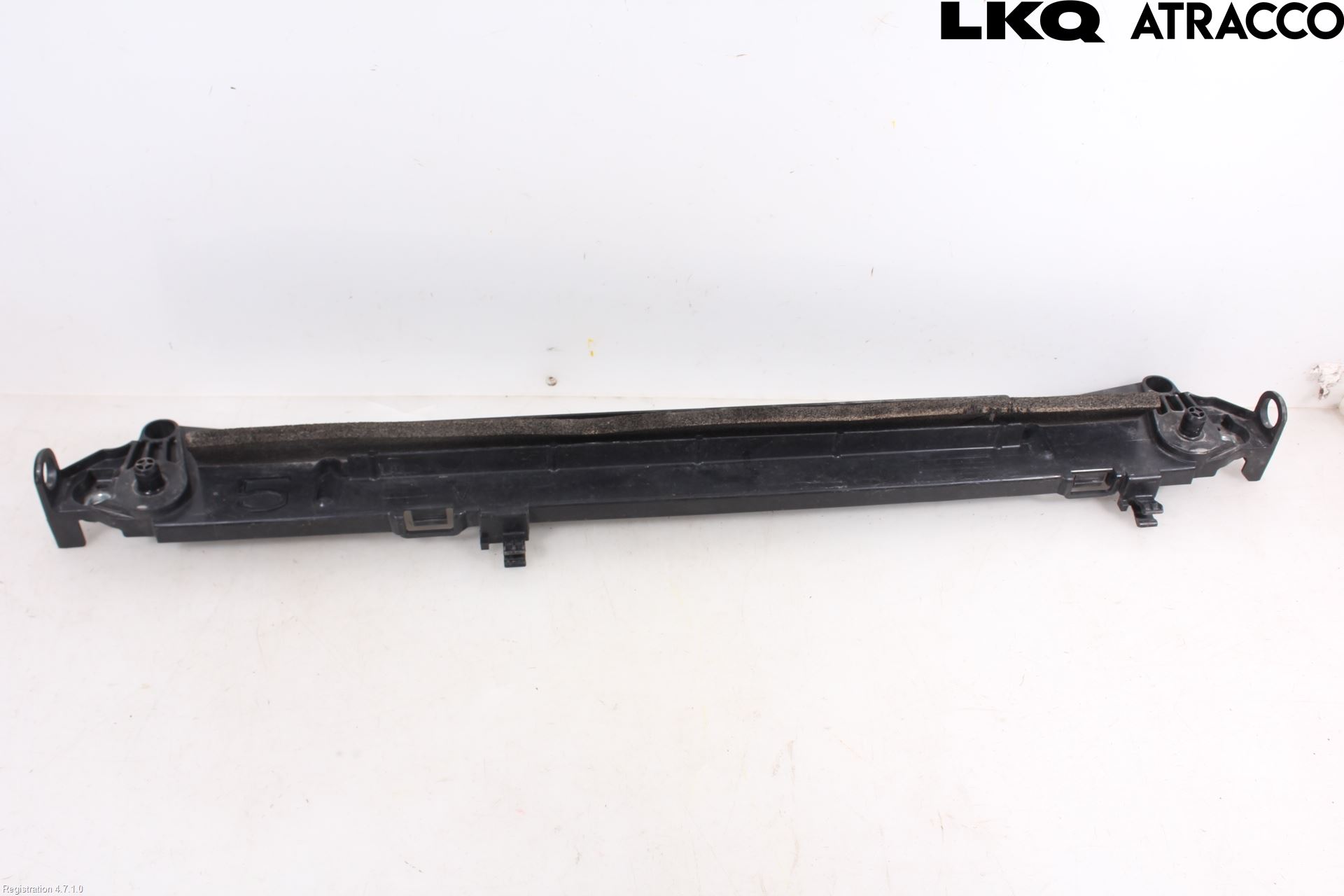Lexus NX 300h 15-21 Radiator Feste - Ramme - Bjelk