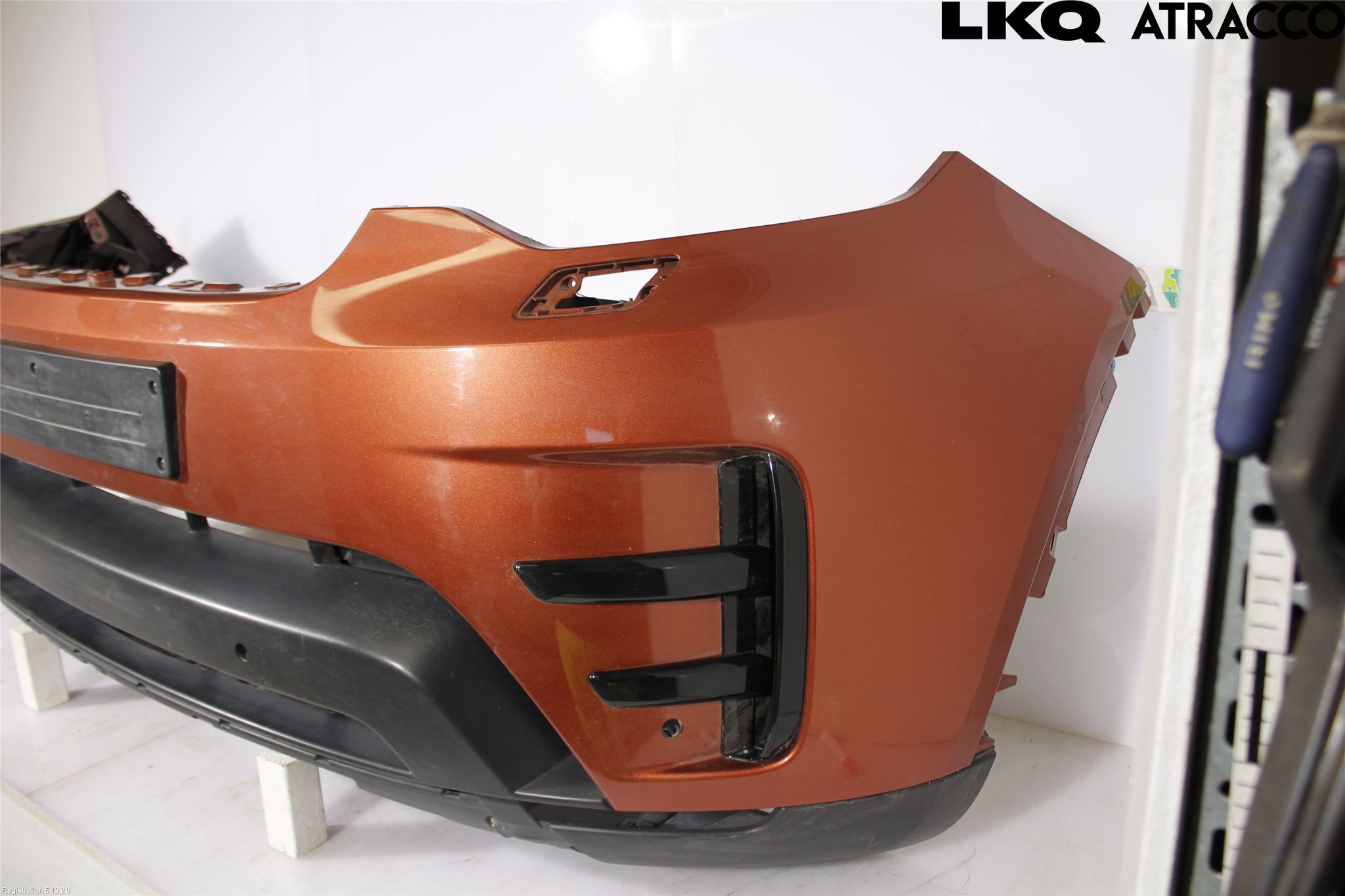Landrover LAND ROVER DISCOVERY 5 16->> Støtfanger Foran Plastdeksel