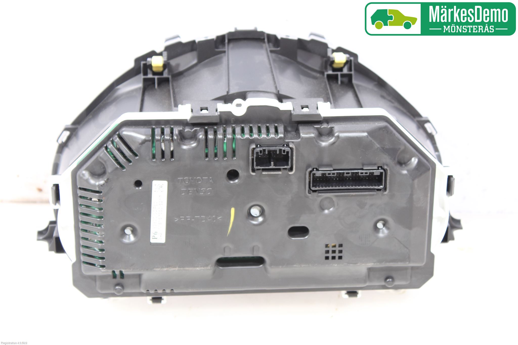 Toyota YARIS XP130 12-14 Instr Kombinert