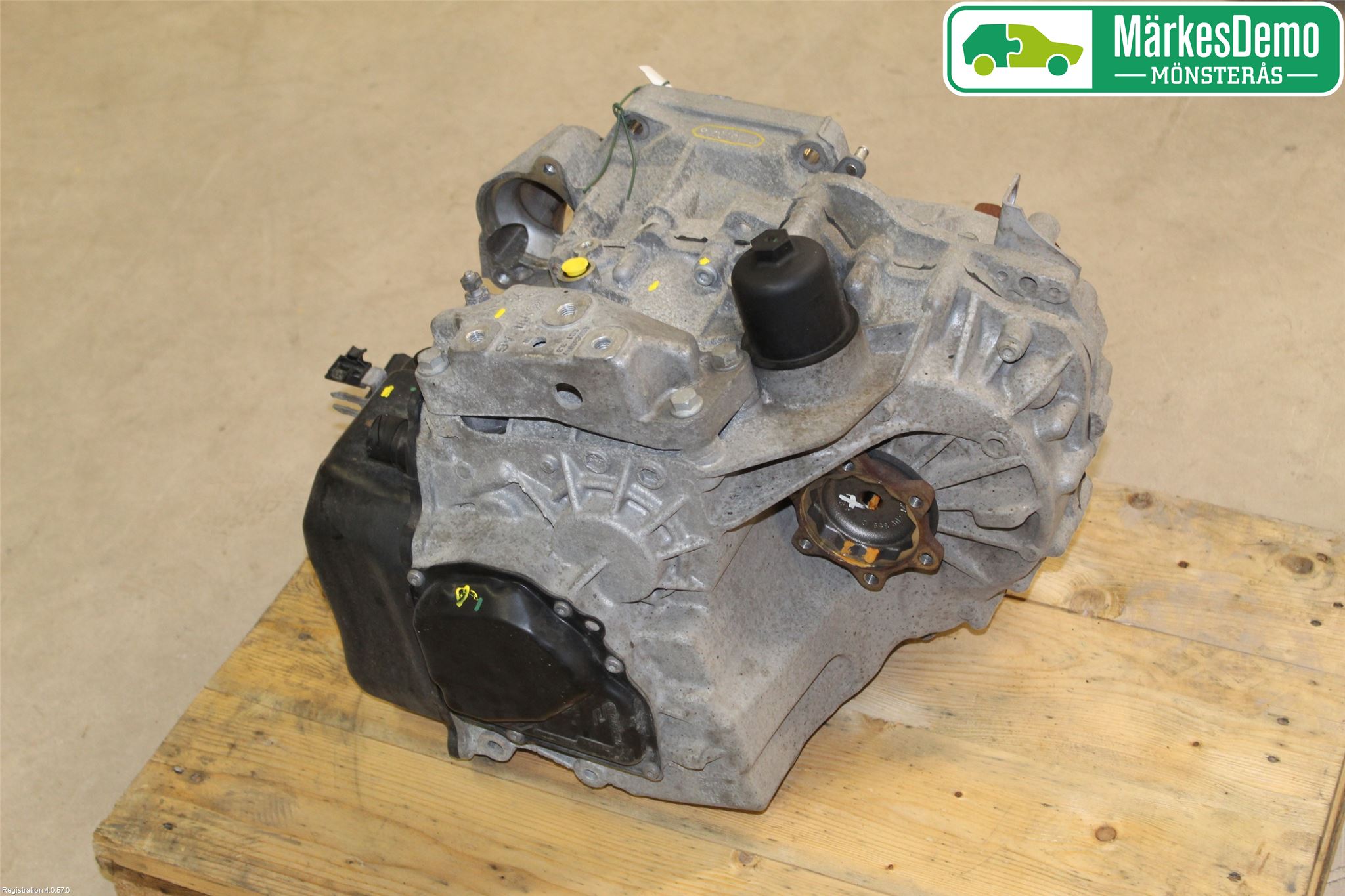 Volkswagen VW CADDY 11-15 Gearkasse Automat