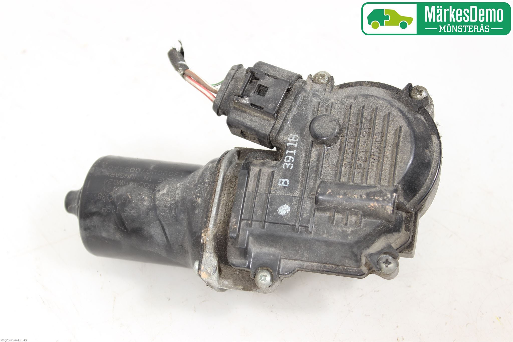 Volkswagen VW PASSAT 11-14 Viskermotor Frontrute