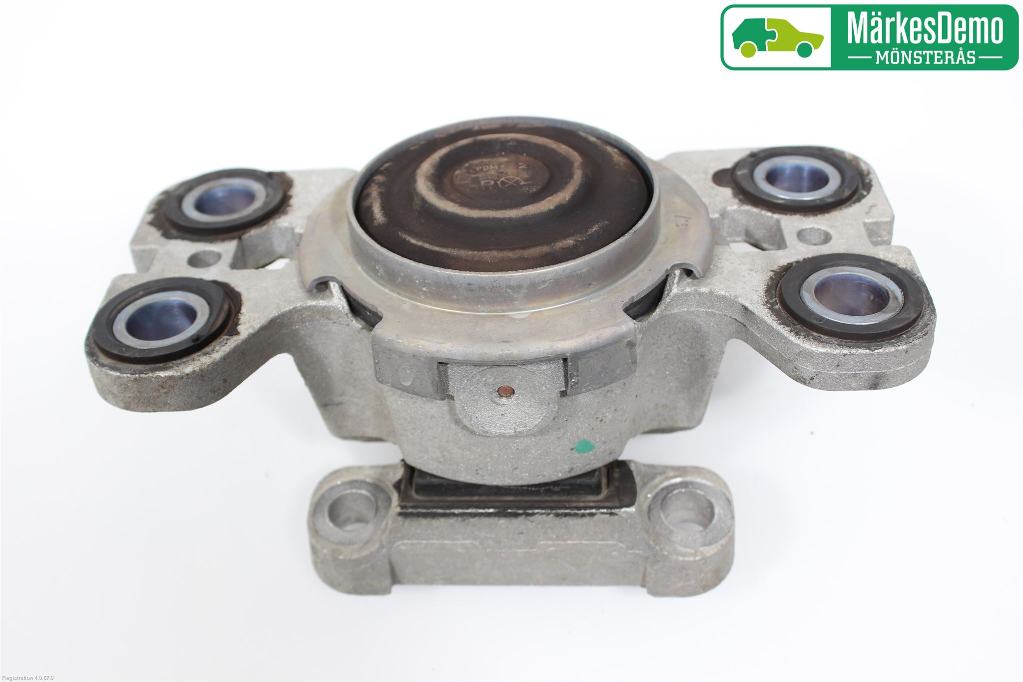 Volvo XC70 14-16 Motor Feste Gummi