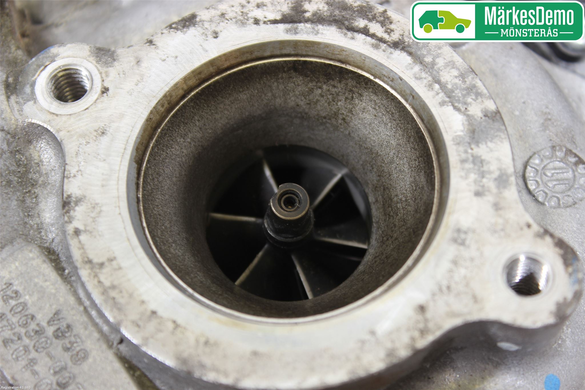 Toyota AVENSIS 09-15 Turboaggregat