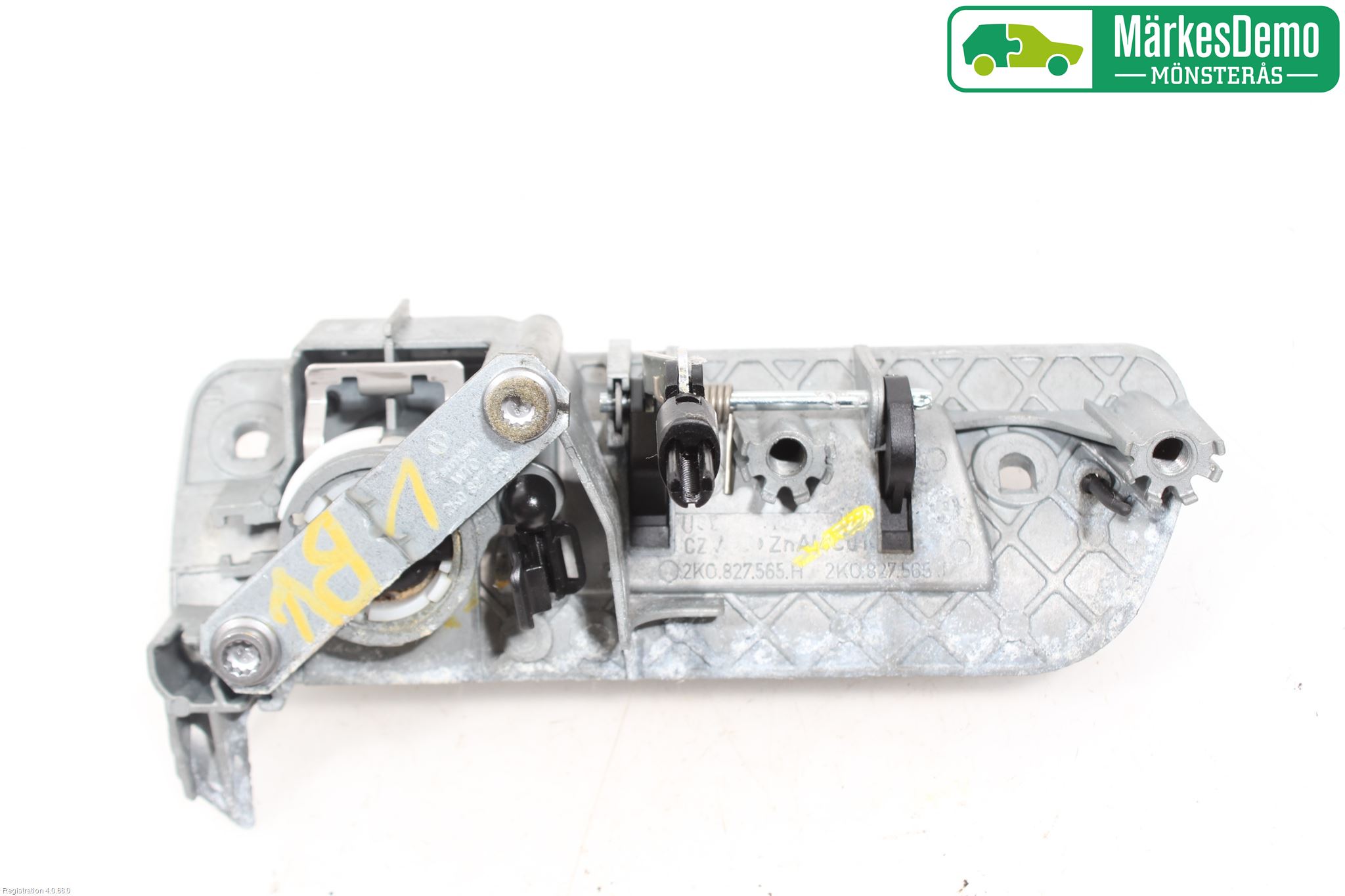 Volkswagen VW CADDY      04-10 Bakluke Handtak Ytre