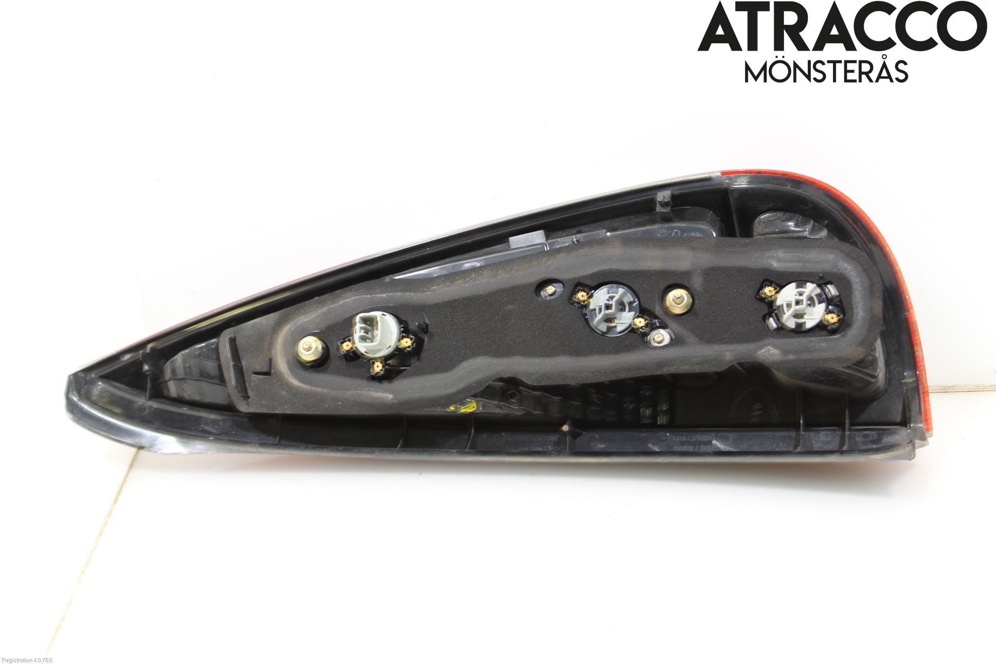 Toyota YARIS VERSO P1 00-05 Baklykt Venstre