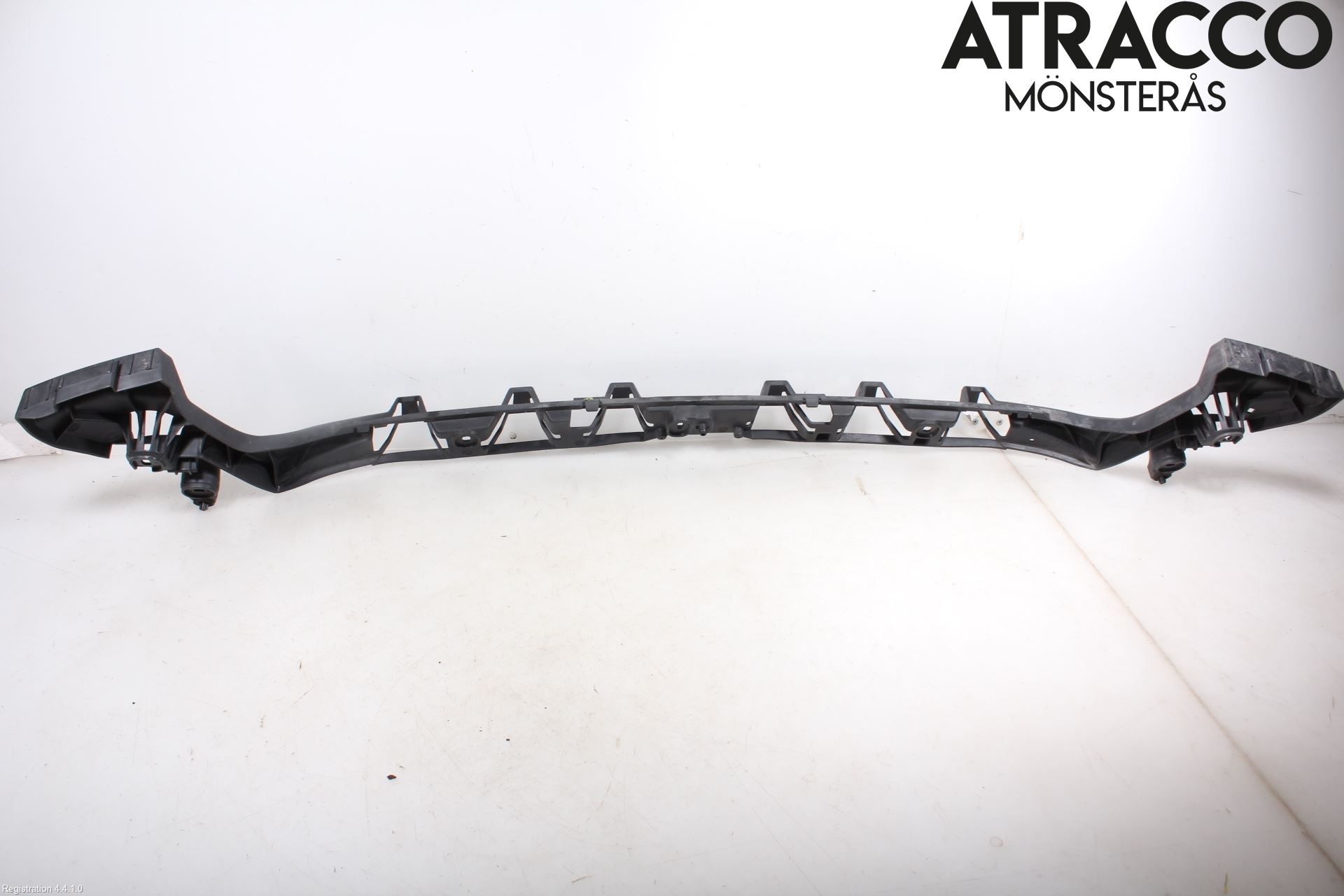 Jaguar XE (X760) 15-24 Støtfanger Bak Deform Element