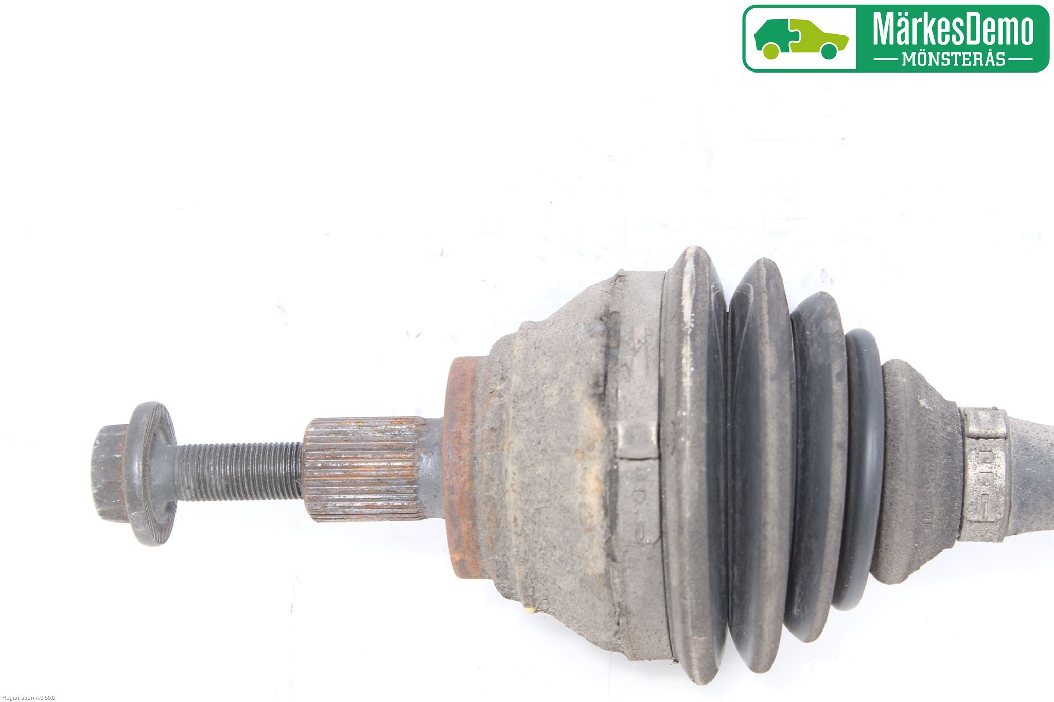 Volkswagen VW PASSAT 11-14 Drivaksel Foran Kompl Venstre