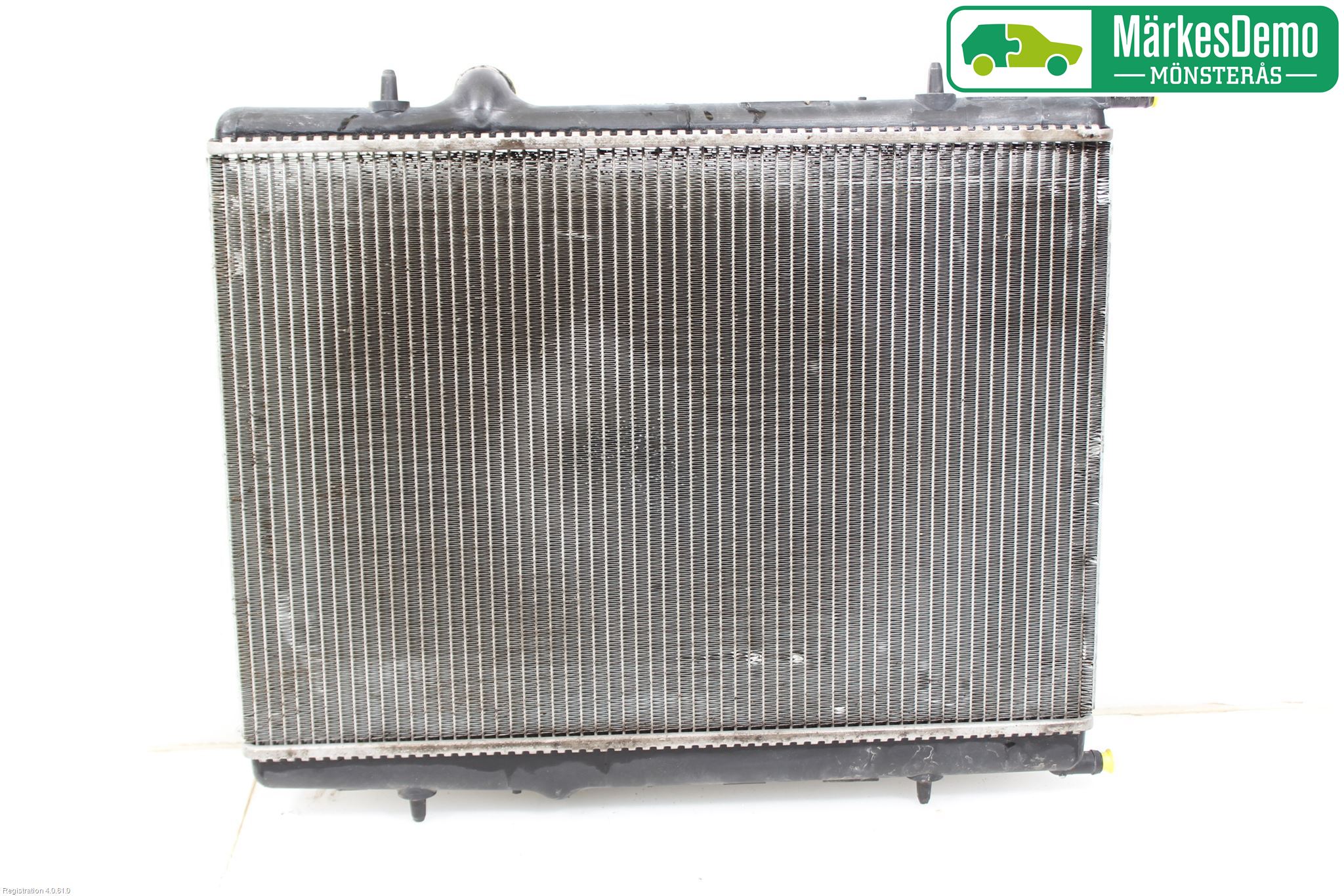 Citroen C4 I   05-10 Radiator Manuell