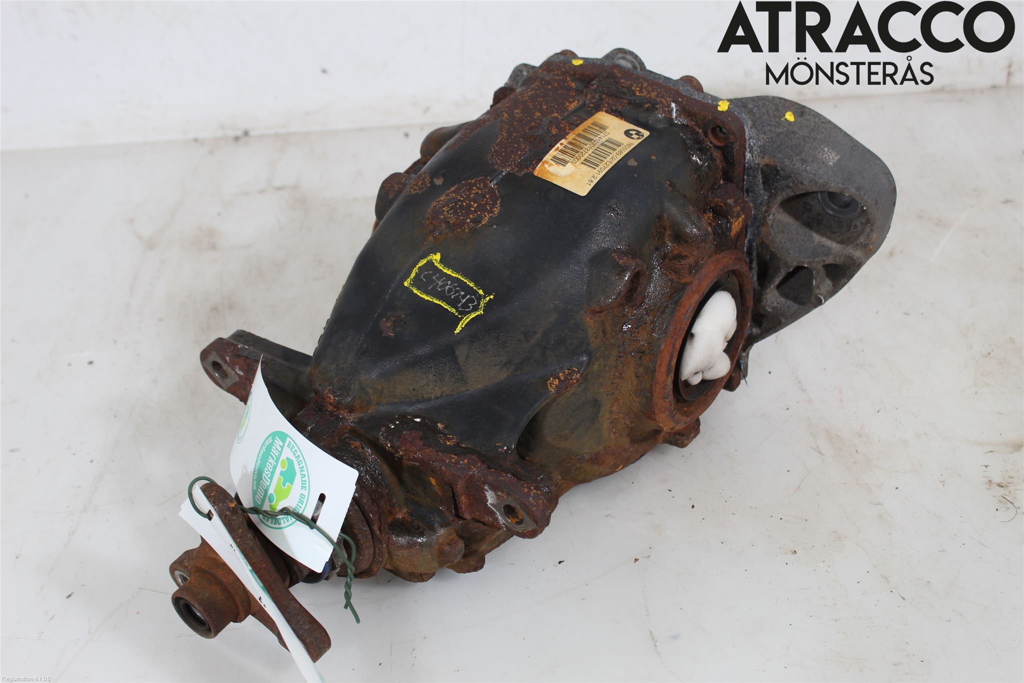 BMW 3 F30/F31/F80 12-19 Bakaksel Kardang Bak -Diff