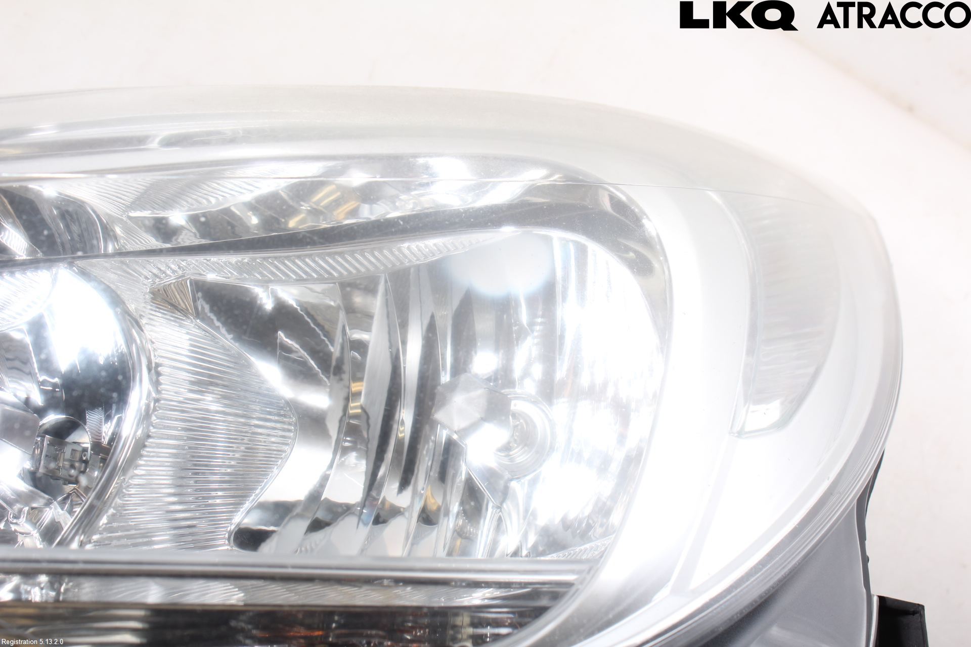 Opel CORSA D 07-14 Frontlykt Venstre