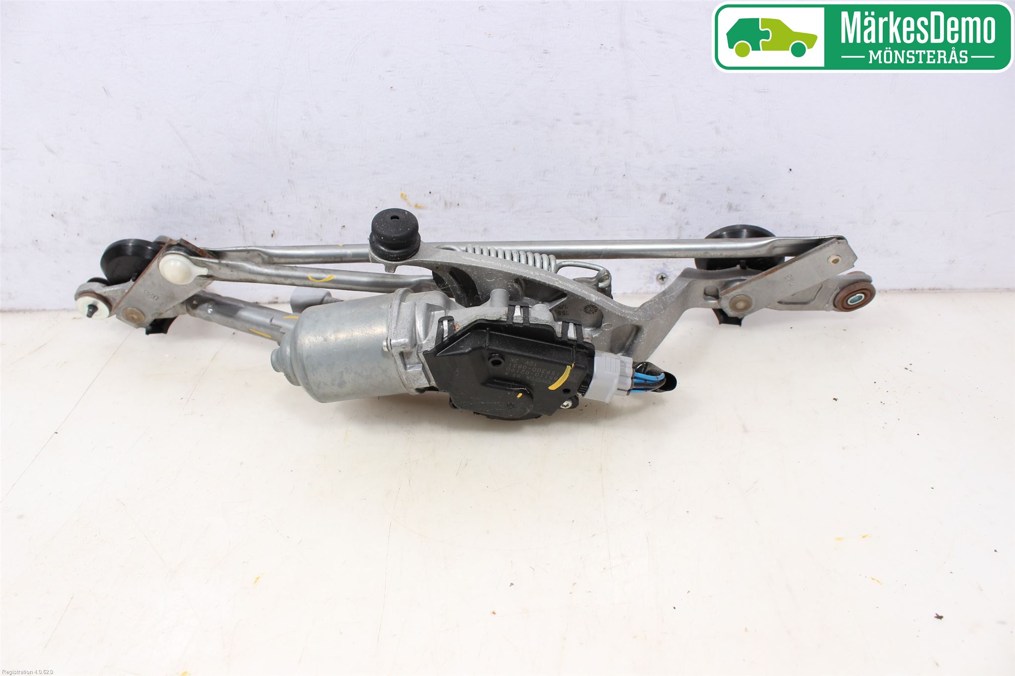 Toyota AURIS 07-09 Viskermotor Frontrute