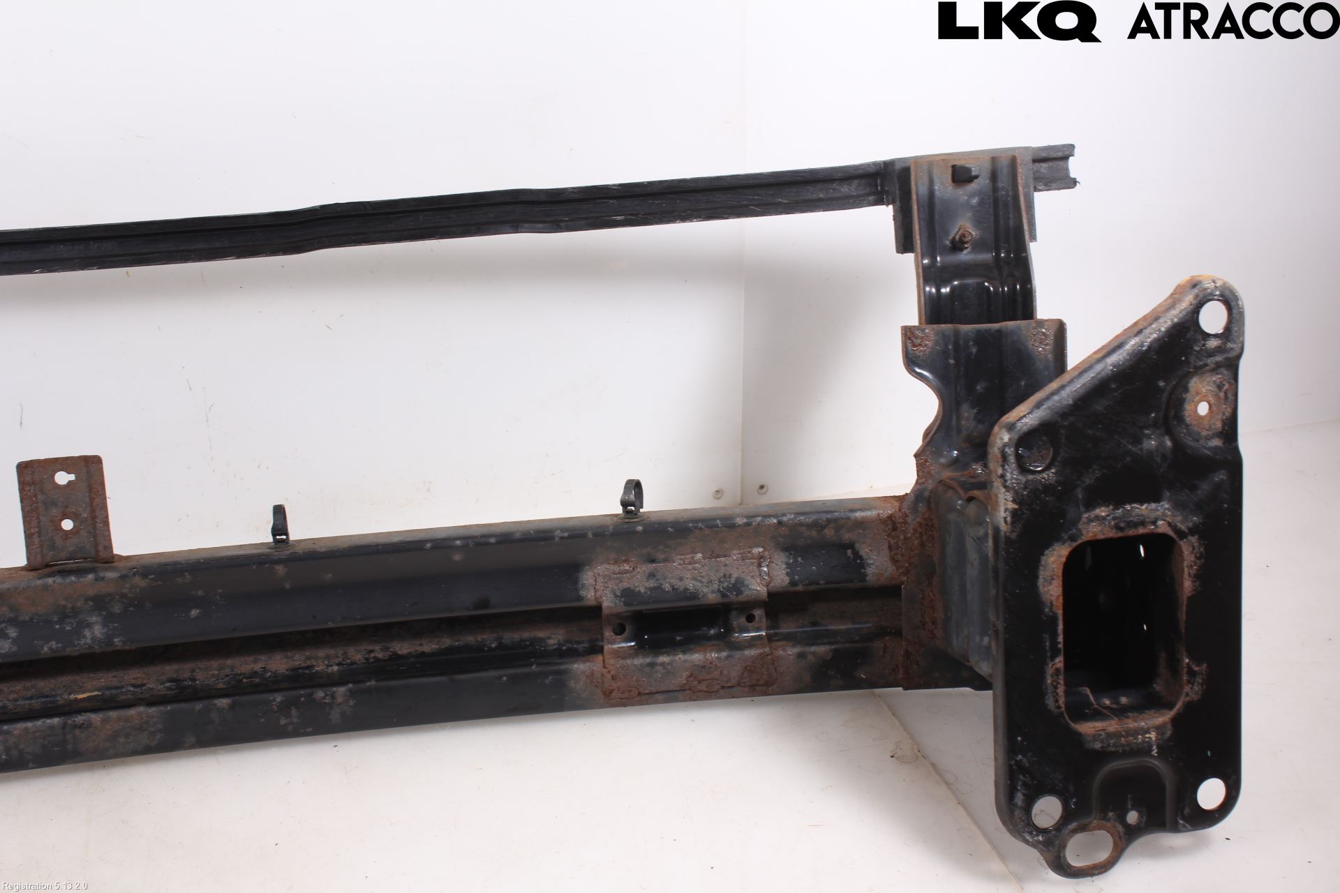 Kia CARENS III 13-19 Støtfanger Foran Bjelke
