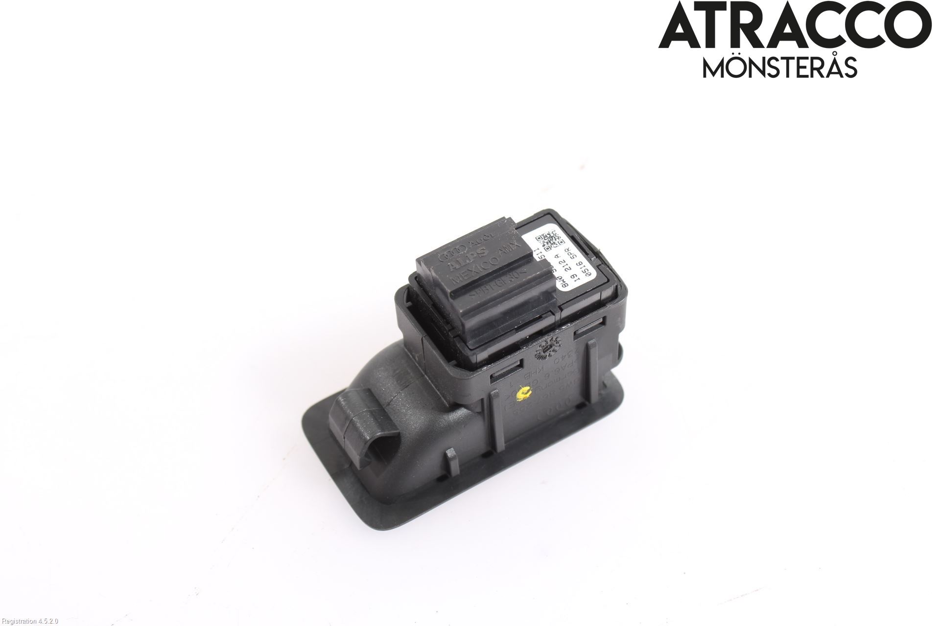 Audi A6 F2/C8 19- Strömställare Dragkrok
