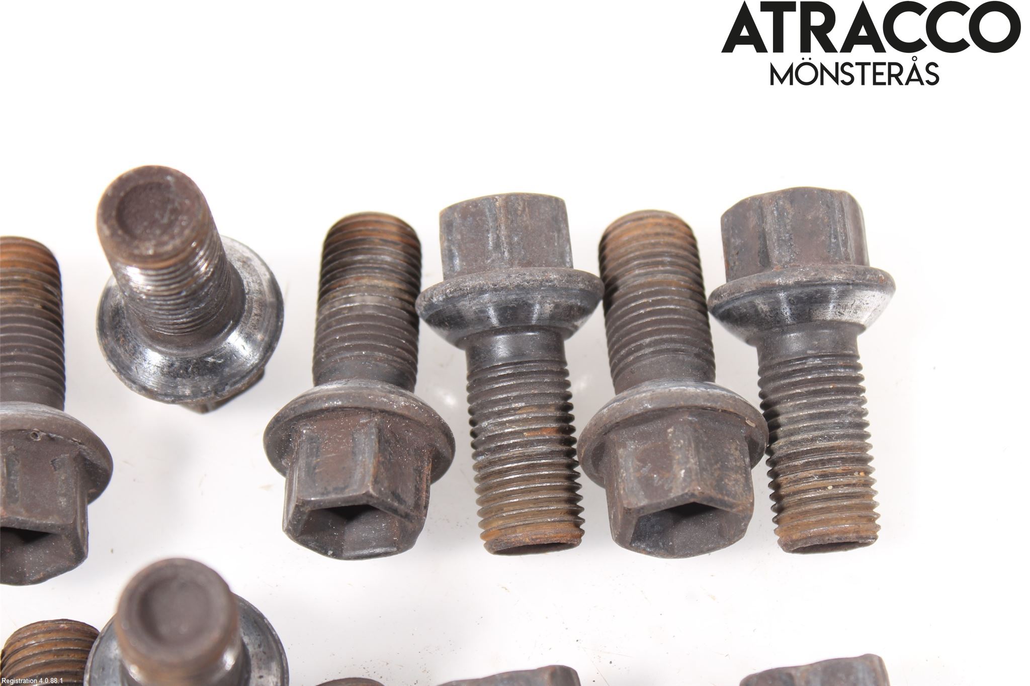 Mercedes-Benz MB A-KLASS (W176) 13-18 Hjulmutter - Bolt - Sett