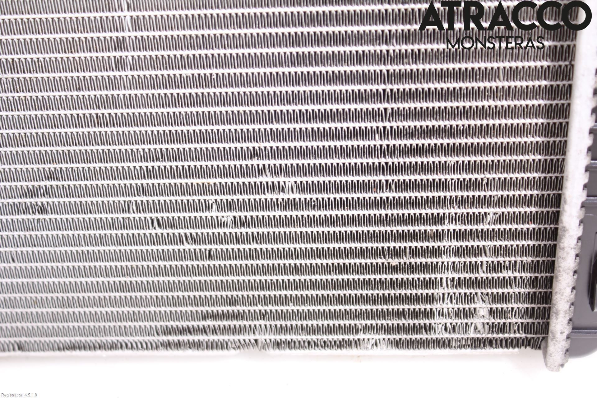 Saab 9-3 VER2/VER3 08-15 Radiator Automat
