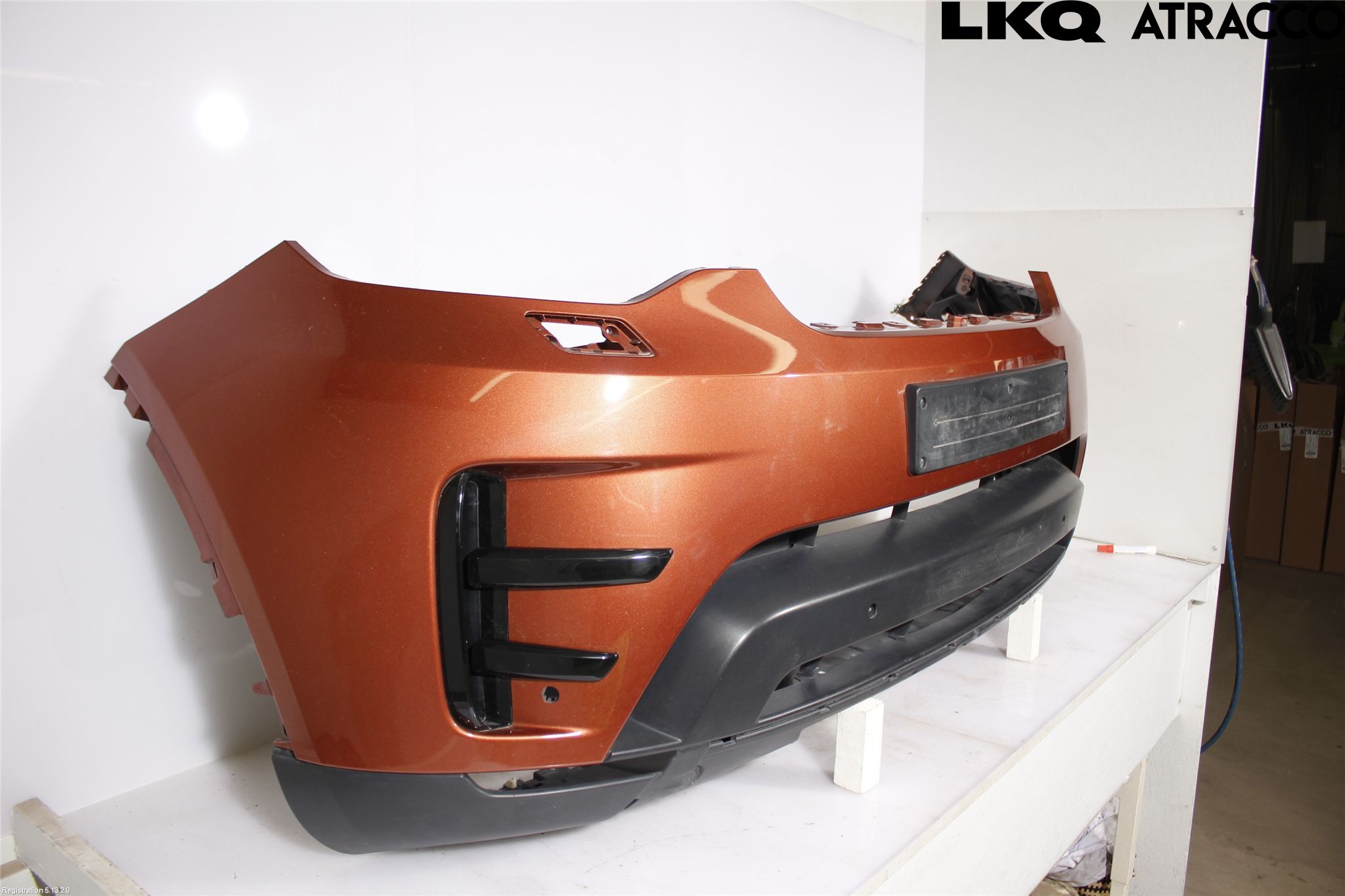 Landrover LAND ROVER DISCOVERY 5 16->> Støtfanger Foran Plastdeksel