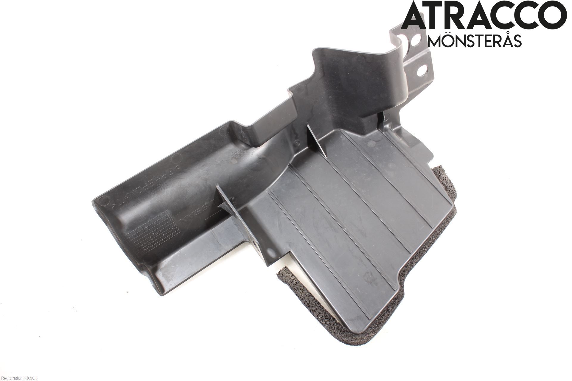Nissan QASHQAI+2  10-14 Luftstyring Front