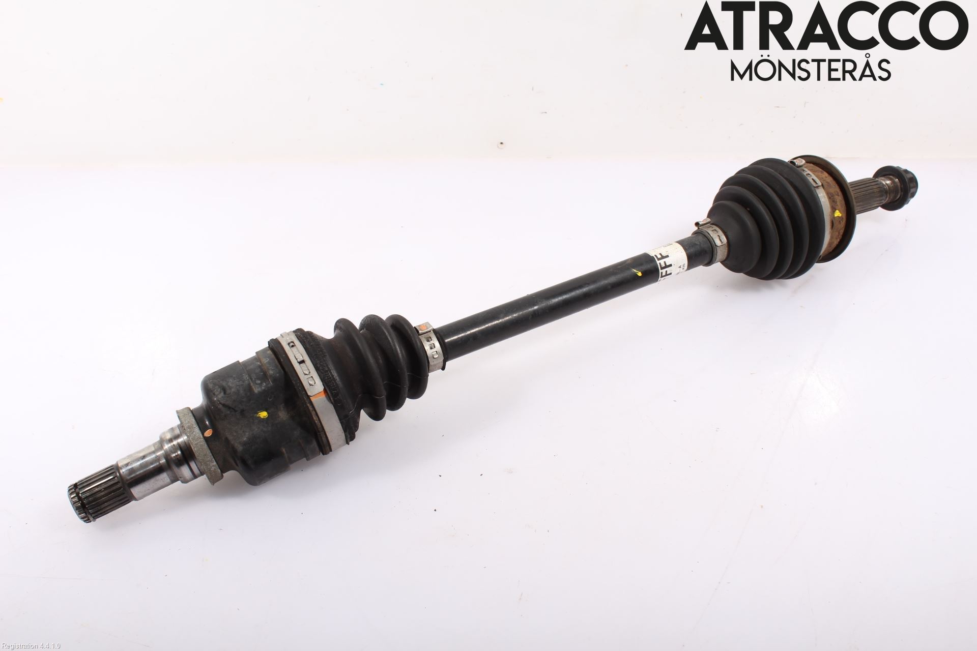 Toyota YARIS XP130 15-20 Drivaksel Foran Kompl Venstre