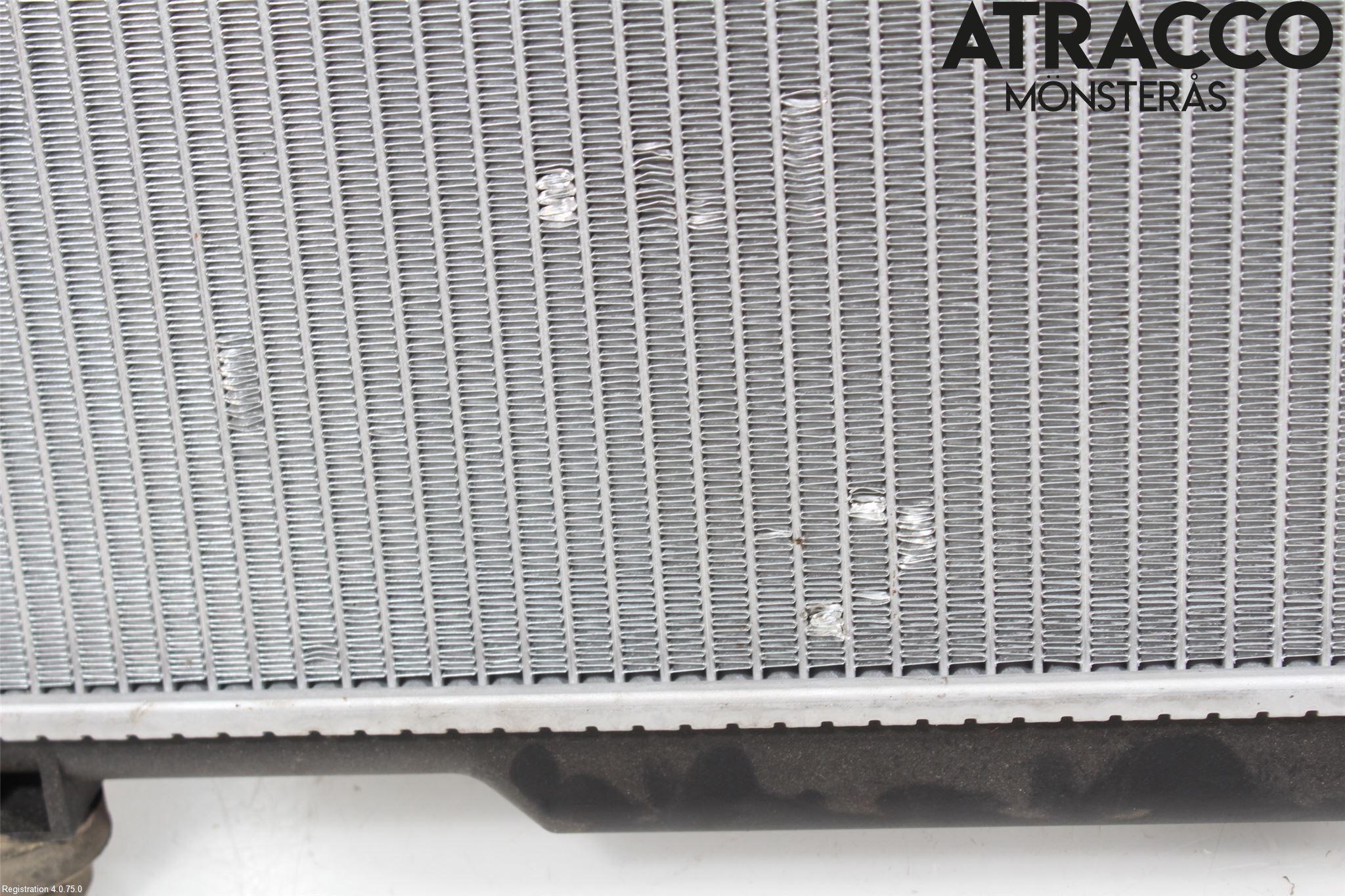 Toyota YARIS P1 03-05 Radiator Manuell