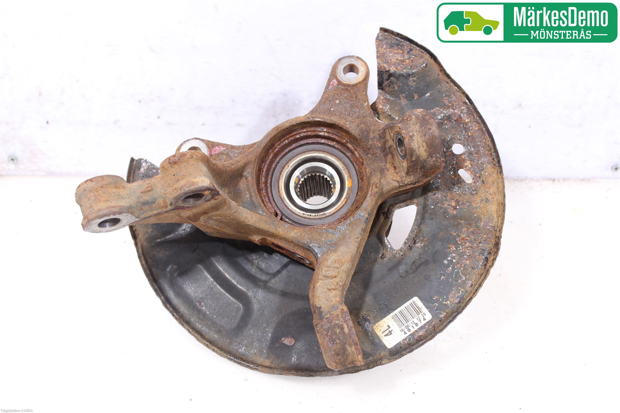 Toyota YARIS XP130 12-14 Spindel Vf