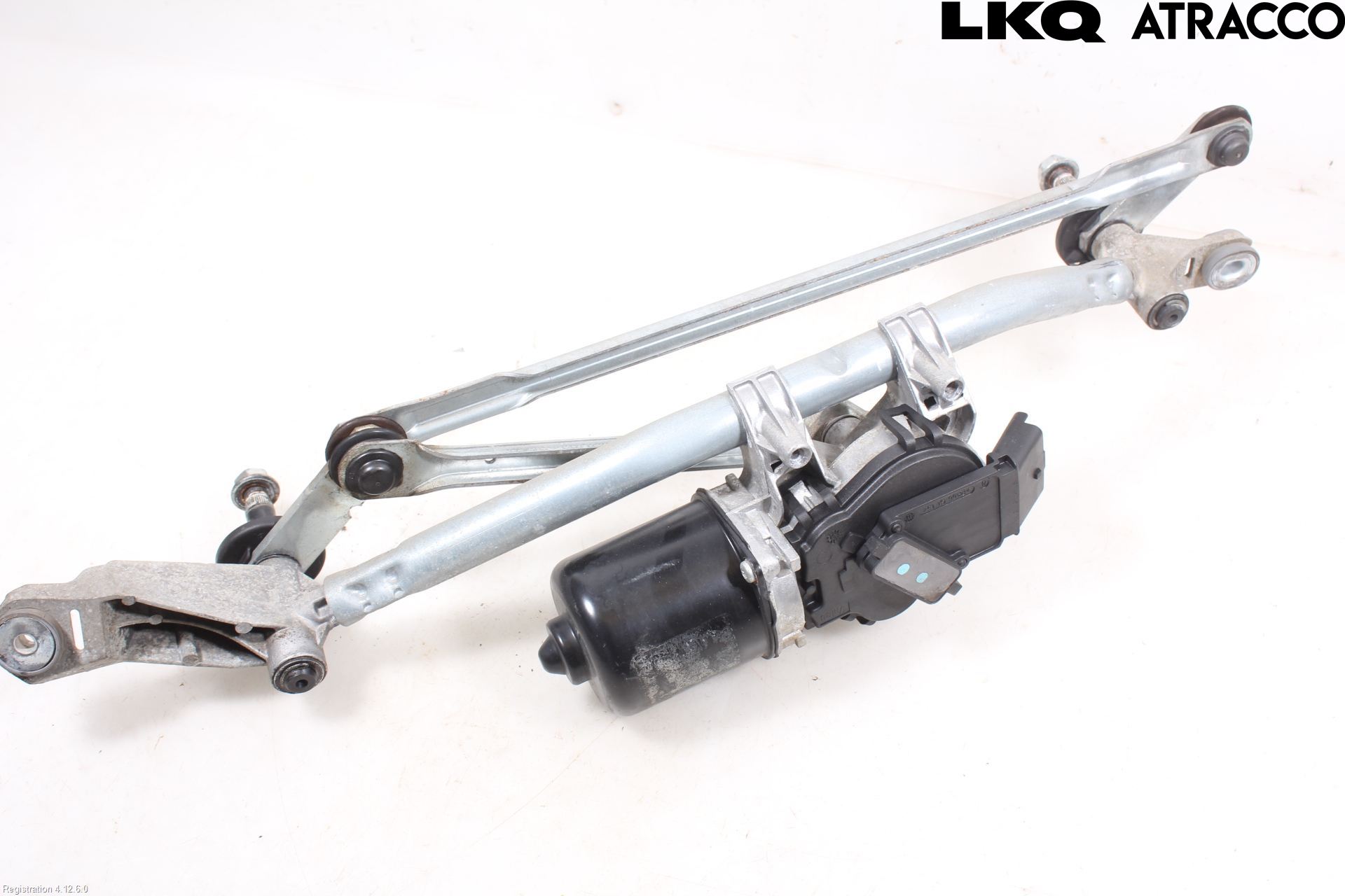 Nissan QASHQAI 10-14 Viskermotor Frontrute