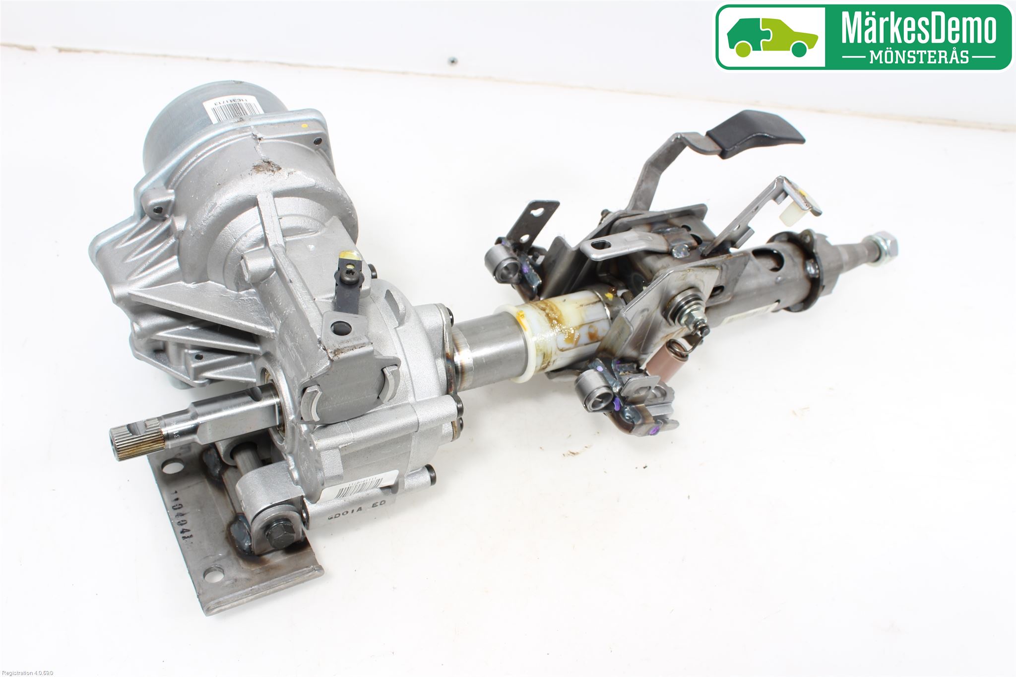 Kia CEED 06-12 Rattakselaggregat Innebygd Servo