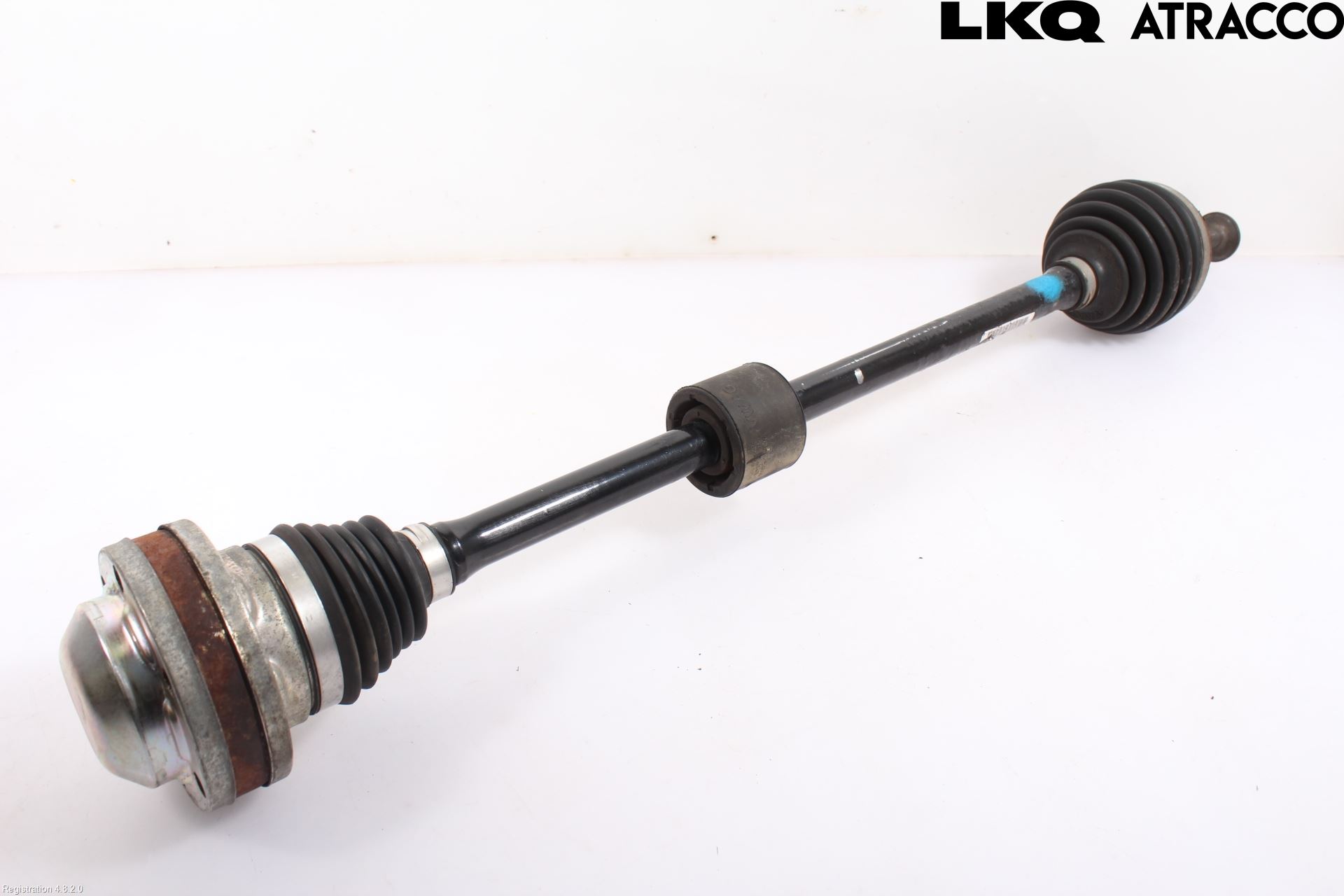 Volkswagen VW PASSAT 15-19 Drivaksel Foran Kompl Høyre