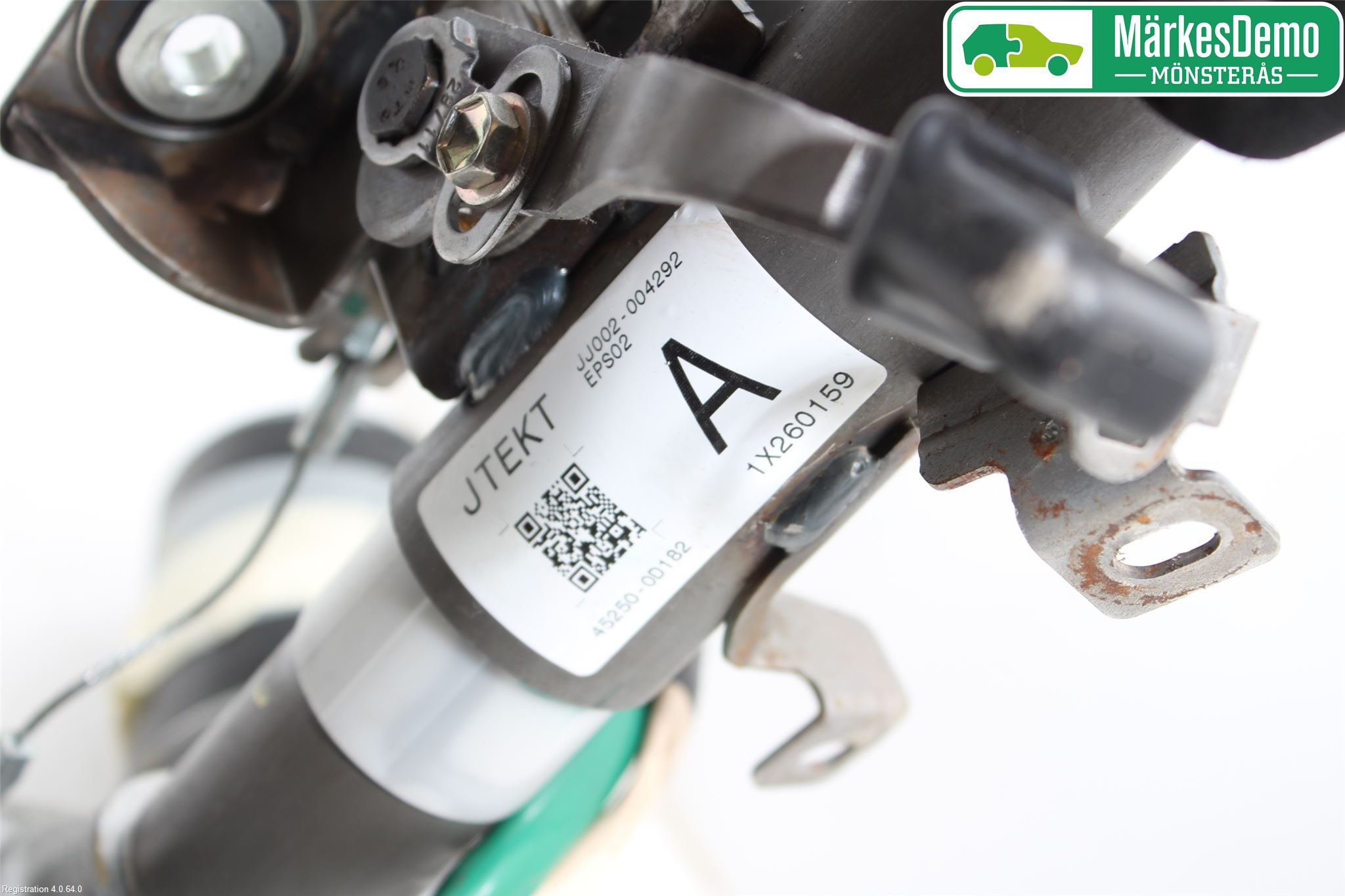 Toyota YARIS XP130 12-14 Rattakselaggregat Innebygd Servo