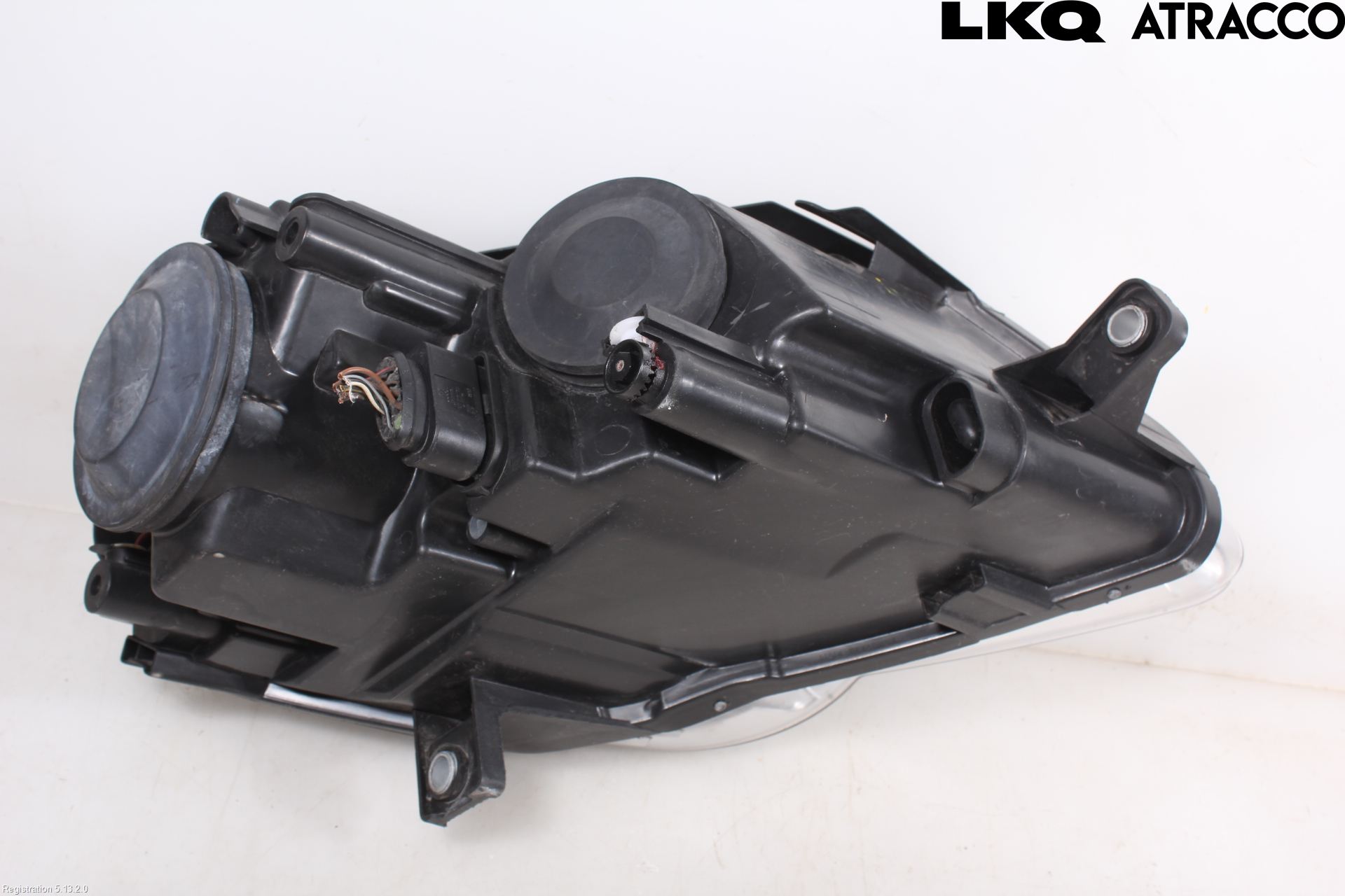 Volkswagen VW PASSAT 05-11 Frontlykt Venstre